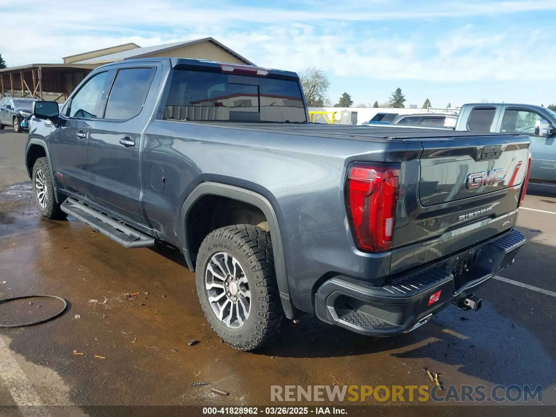 3 Photograph of a damaged car 1GTU9EET5MZ369493 GMC SIERRA 1500 2021