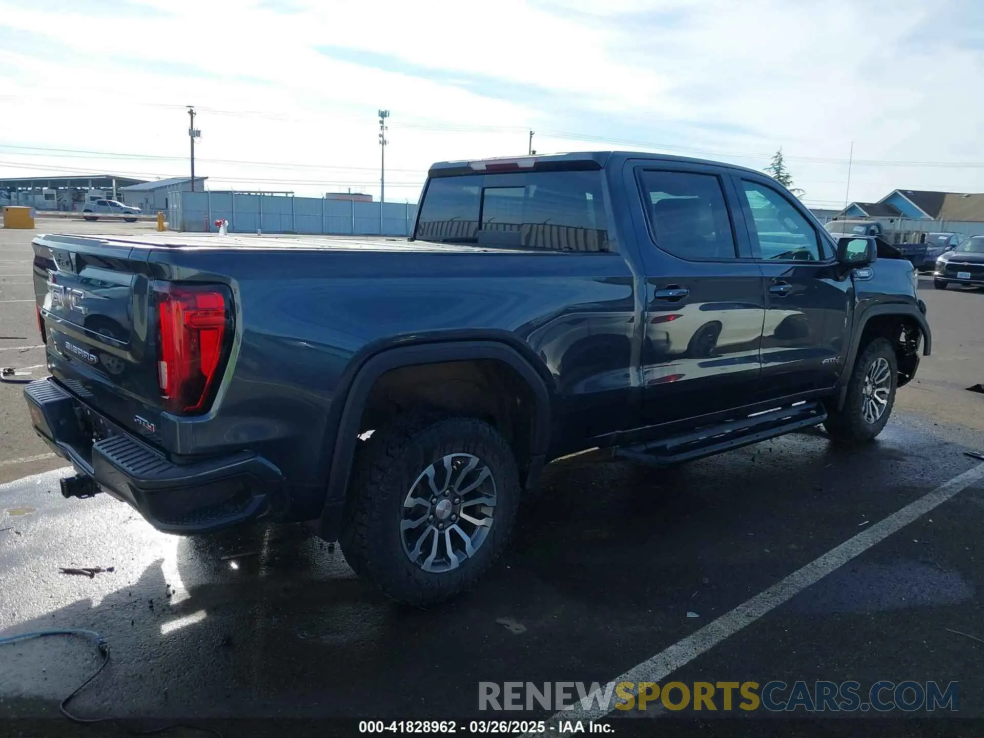 4 Photograph of a damaged car 1GTU9EET5MZ369493 GMC SIERRA 1500 2021