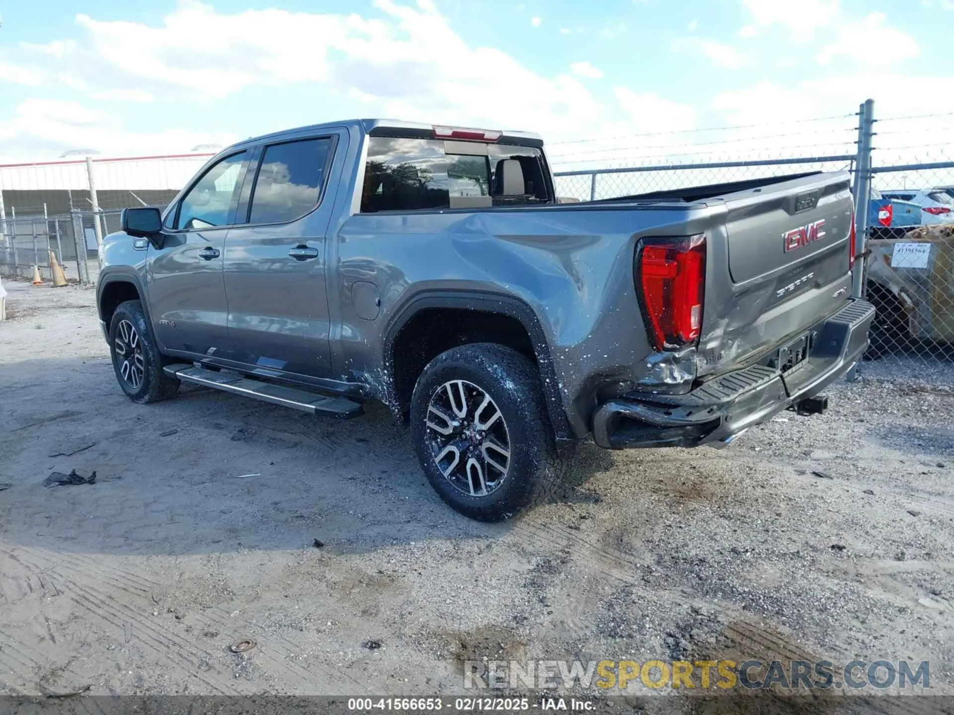 3 Фотография поврежденного автомобиля 1GTU9EET8MZ271591 GMC SIERRA 1500 2021