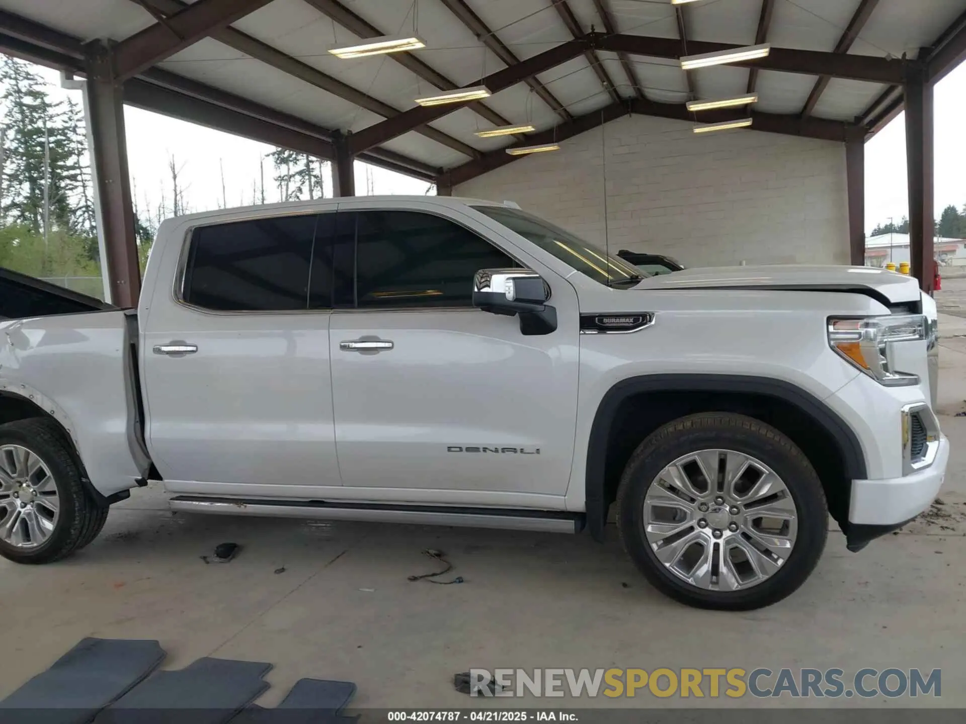 13 Photograph of a damaged car 1GTU9FET2MZ113768 GMC SIERRA 1500 2021