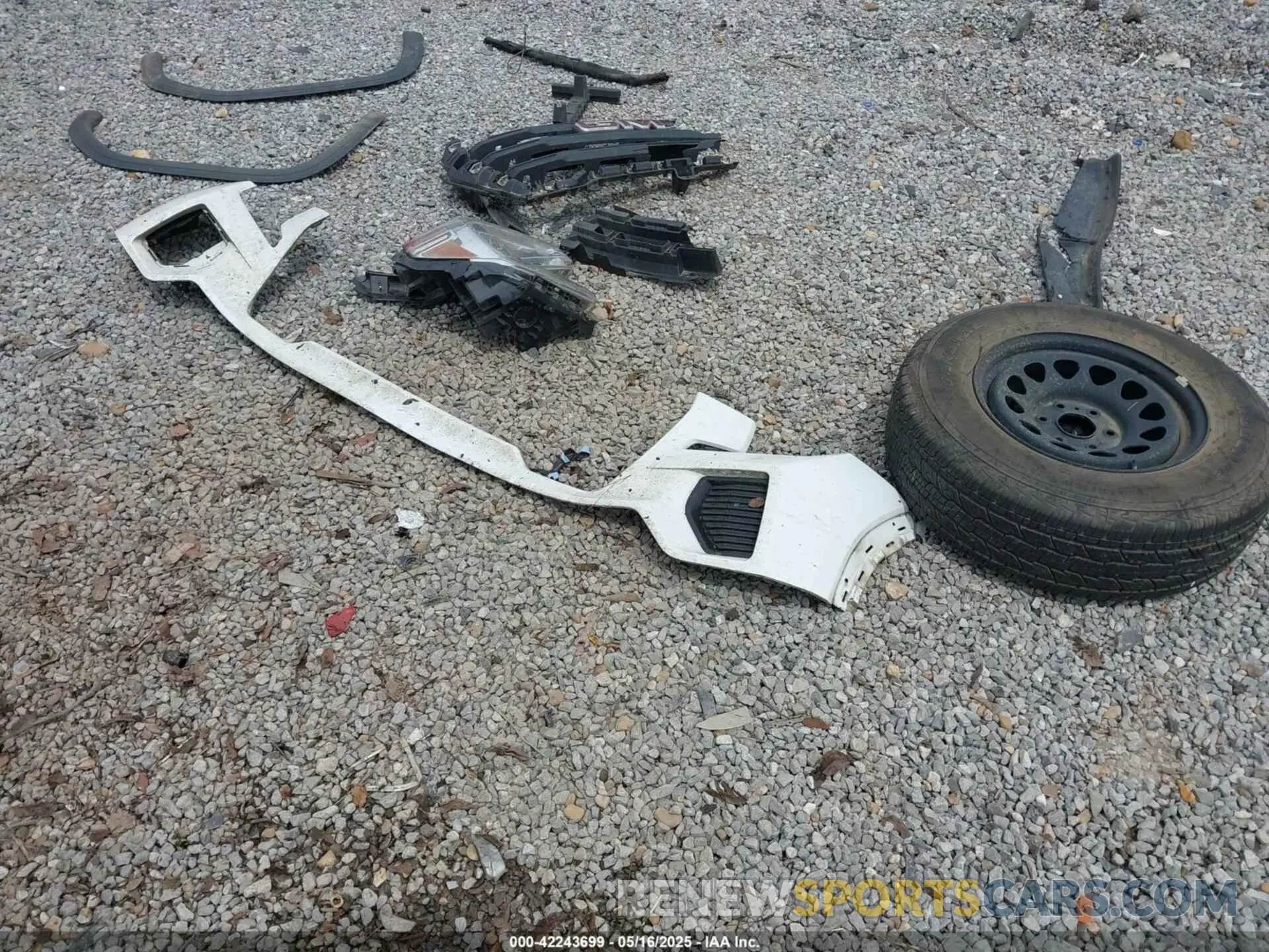 12 Photograph of a damaged car 3GTN8AEF4MG225203 GMC SIERRA 1500 2021