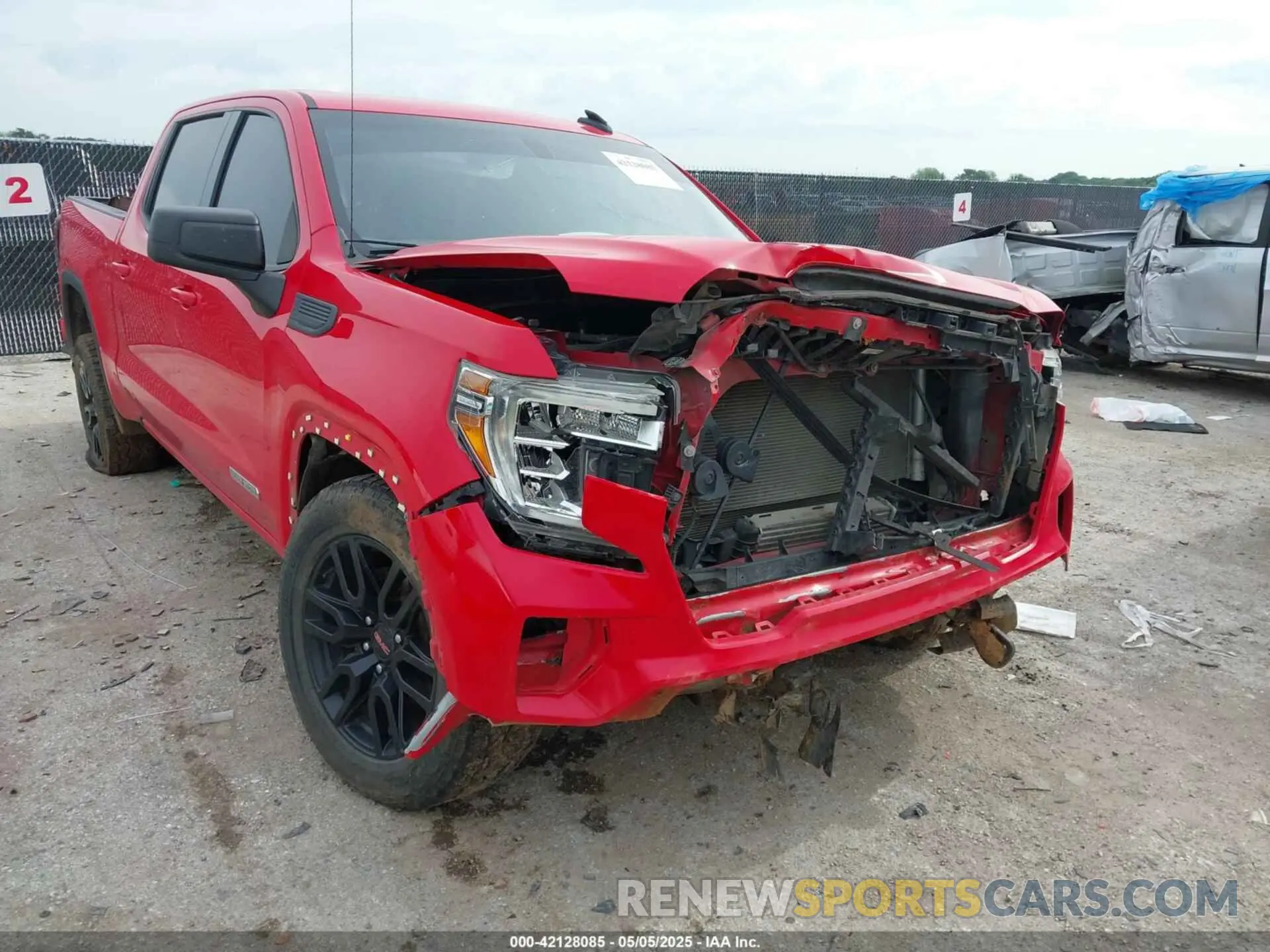 6 Photograph of a damaged car 3GTP8CEK6MG175115 GMC SIERRA 1500 2021