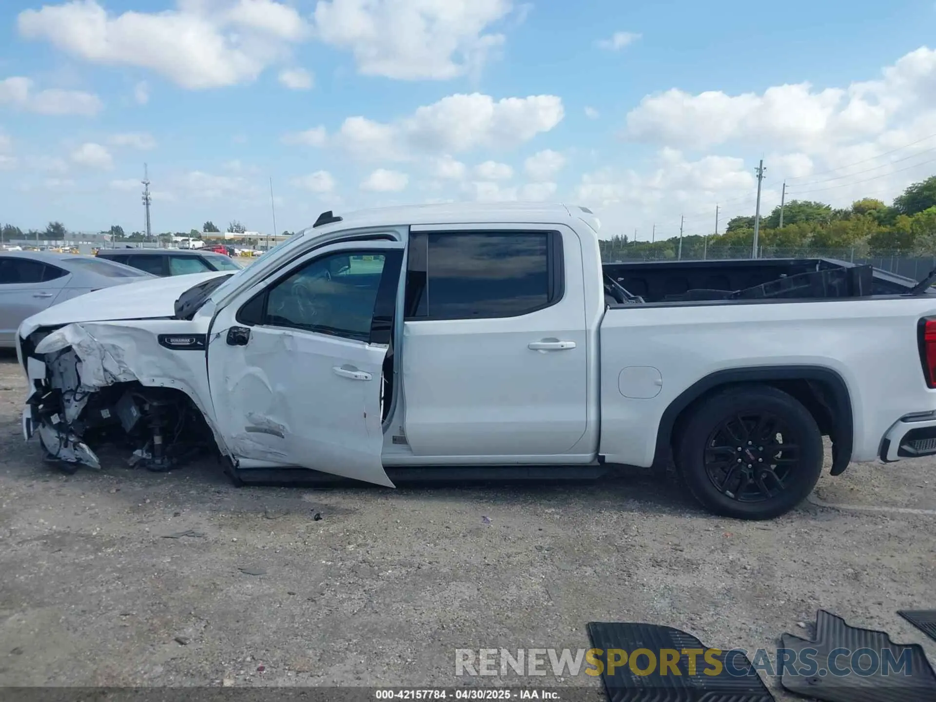 15 Photograph of a damaged car 3GTP8CET7MG371993 GMC SIERRA 1500 2021