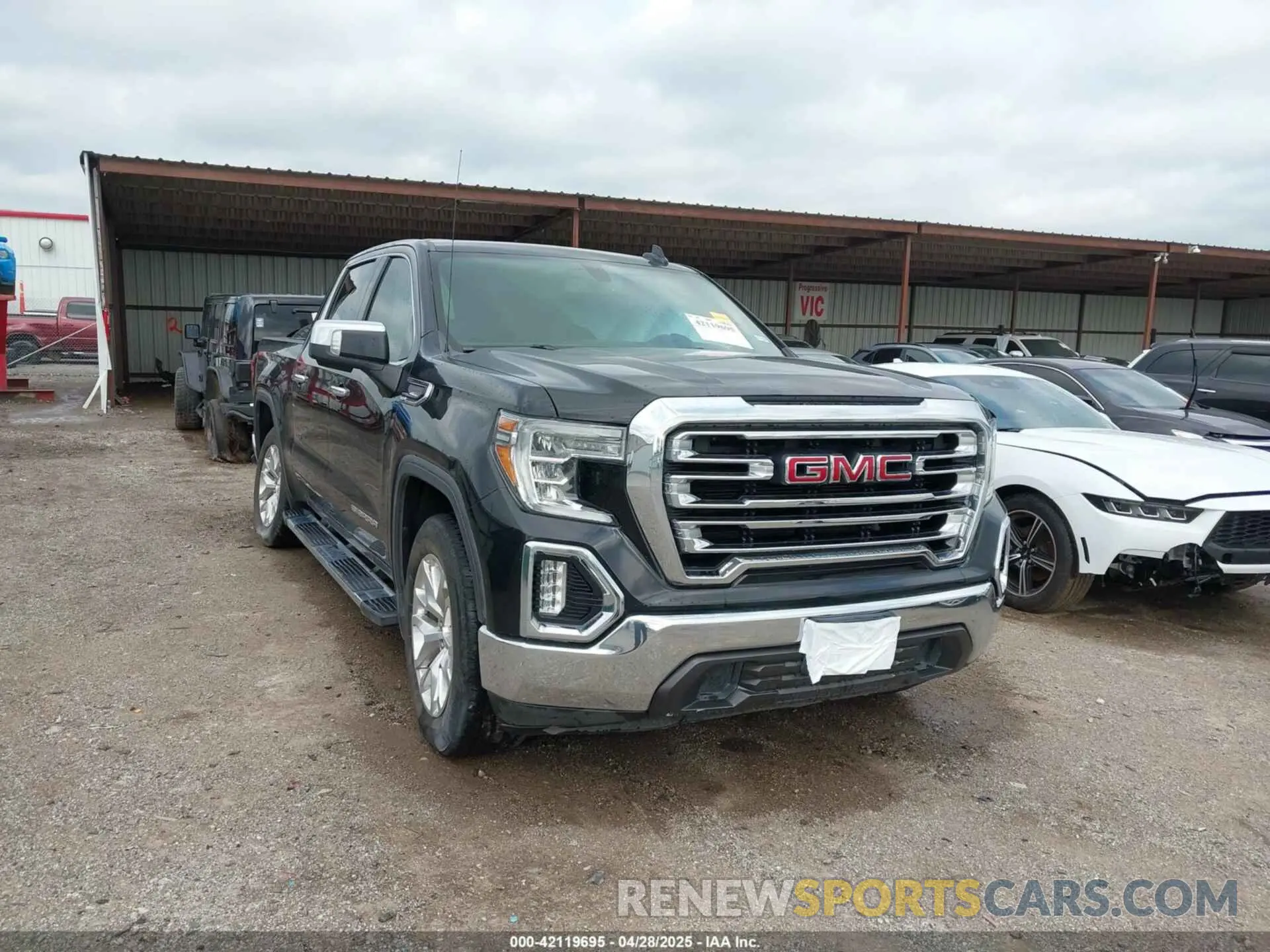 1 Photograph of a damaged car 3GTP8DED1MG111555 GMC SIERRA 1500 2021