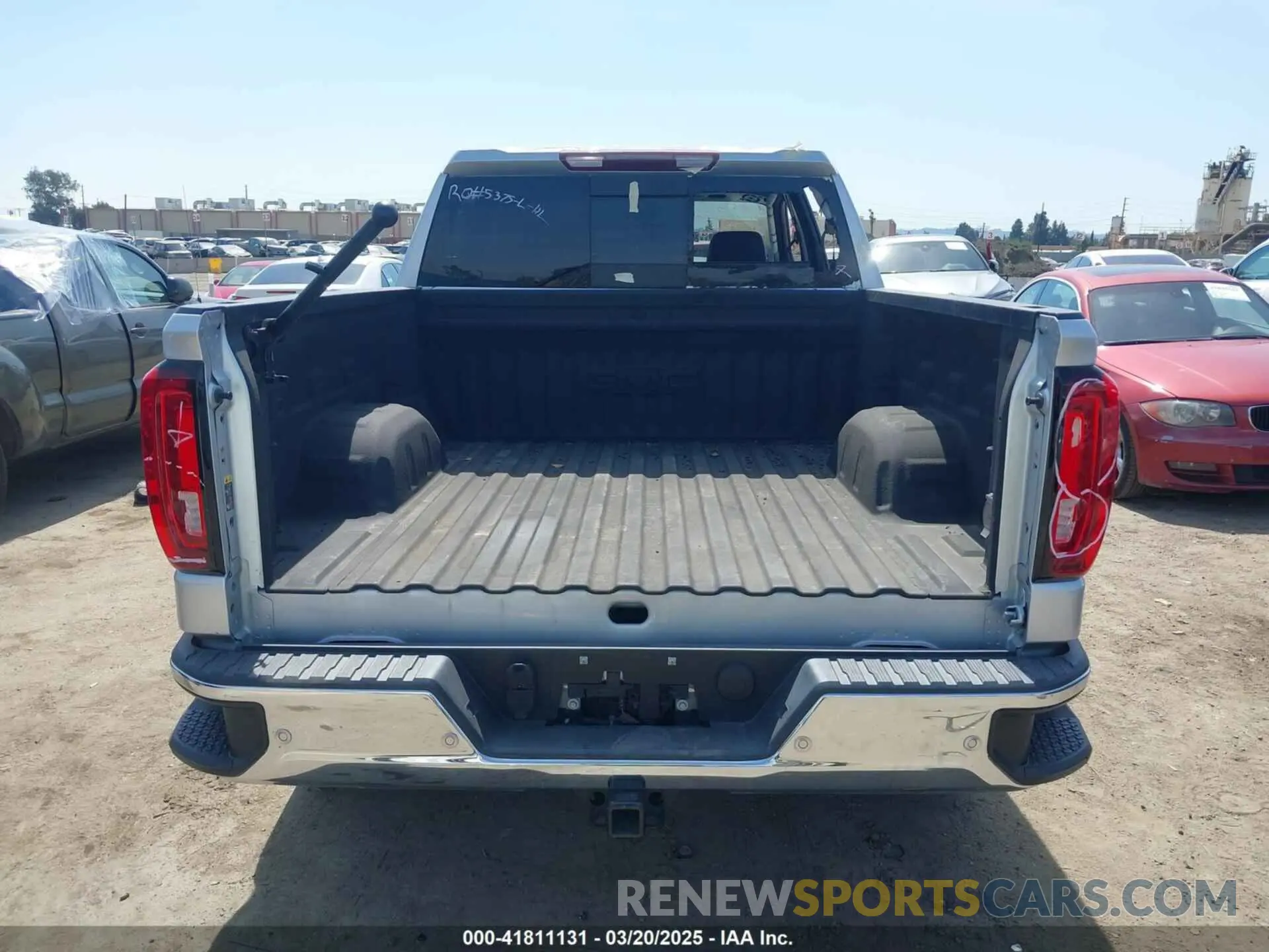 16 Photograph of a damaged car 3GTP8DED2MG232577 GMC SIERRA 1500 2021