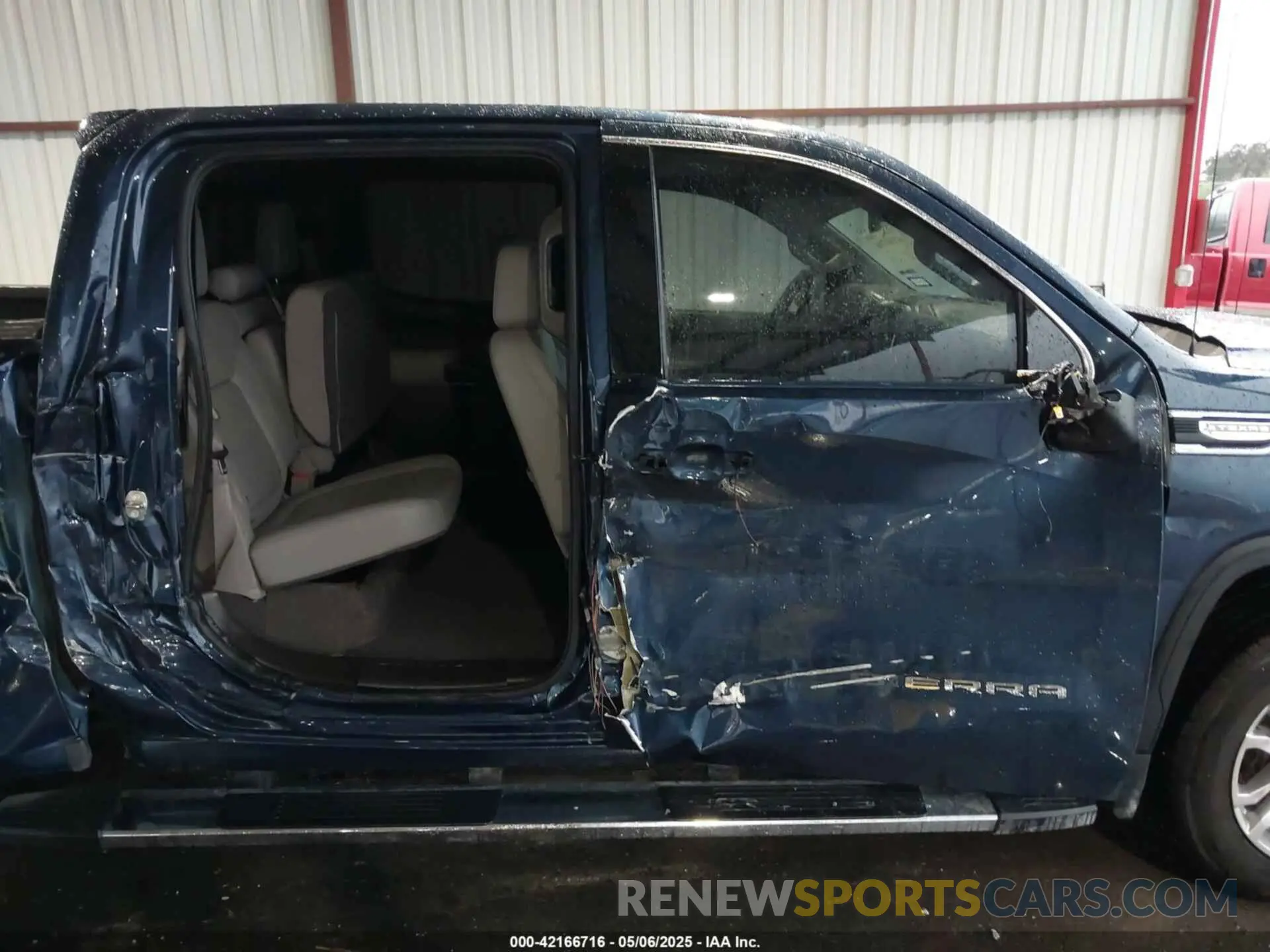 14 Photograph of a damaged car 3GTP8DED7MG215483 GMC SIERRA 1500 2021