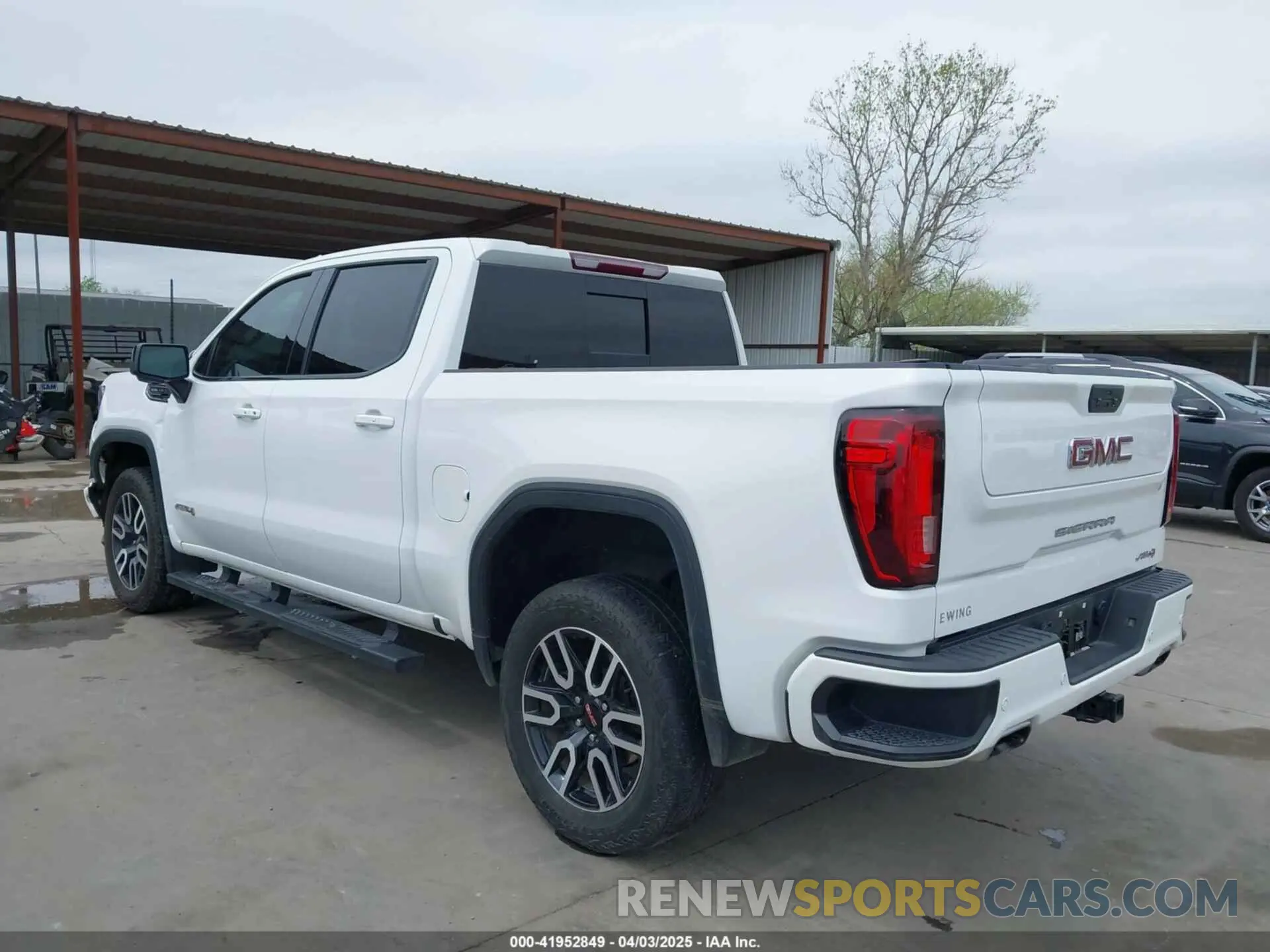 3 Photograph of a damaged car 3GTP9EED0MG239885 GMC SIERRA 1500 2021