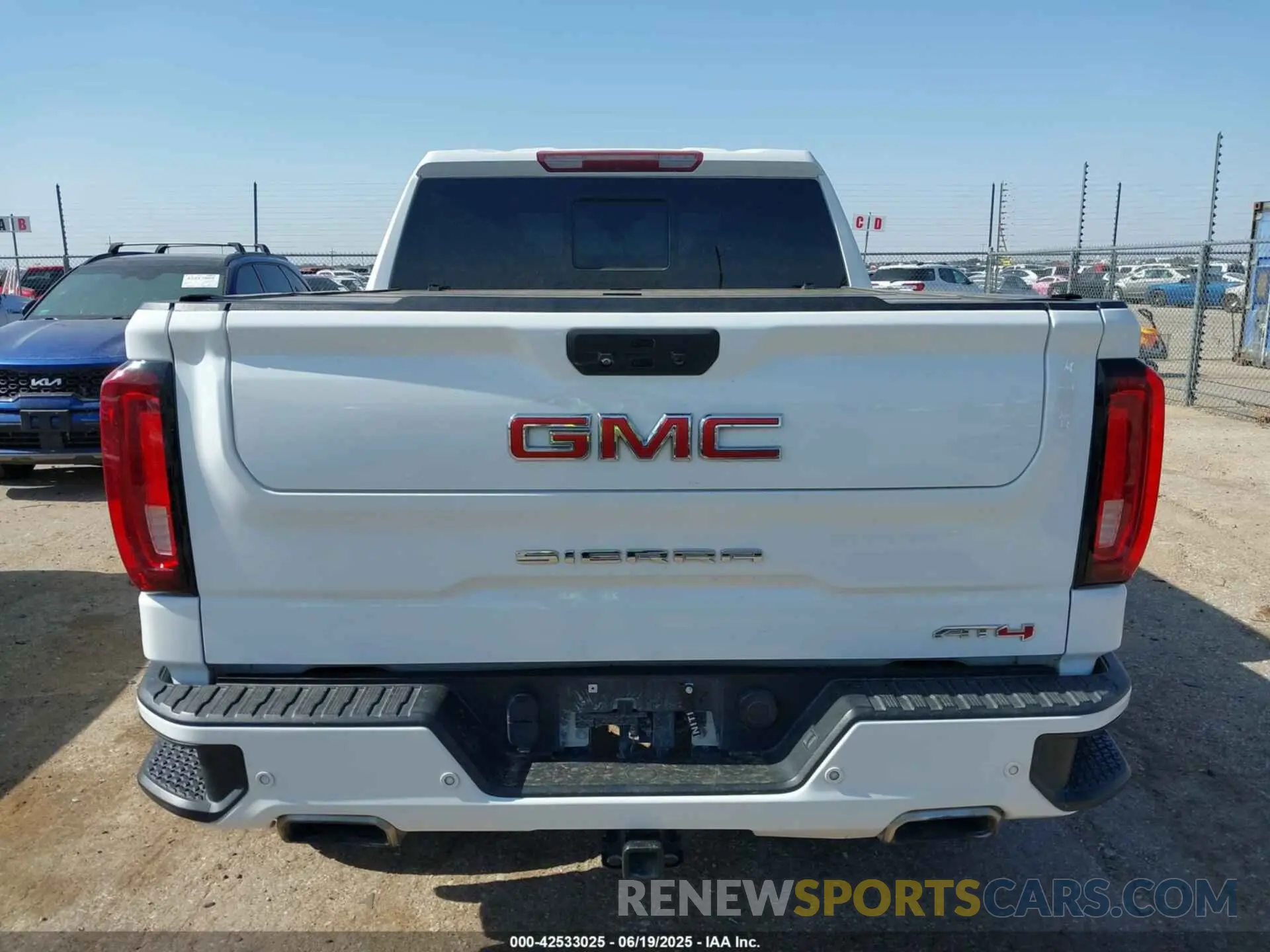 16 Photograph of a damaged car 3GTP9EED6MG183046 GMC SIERRA 1500 2021