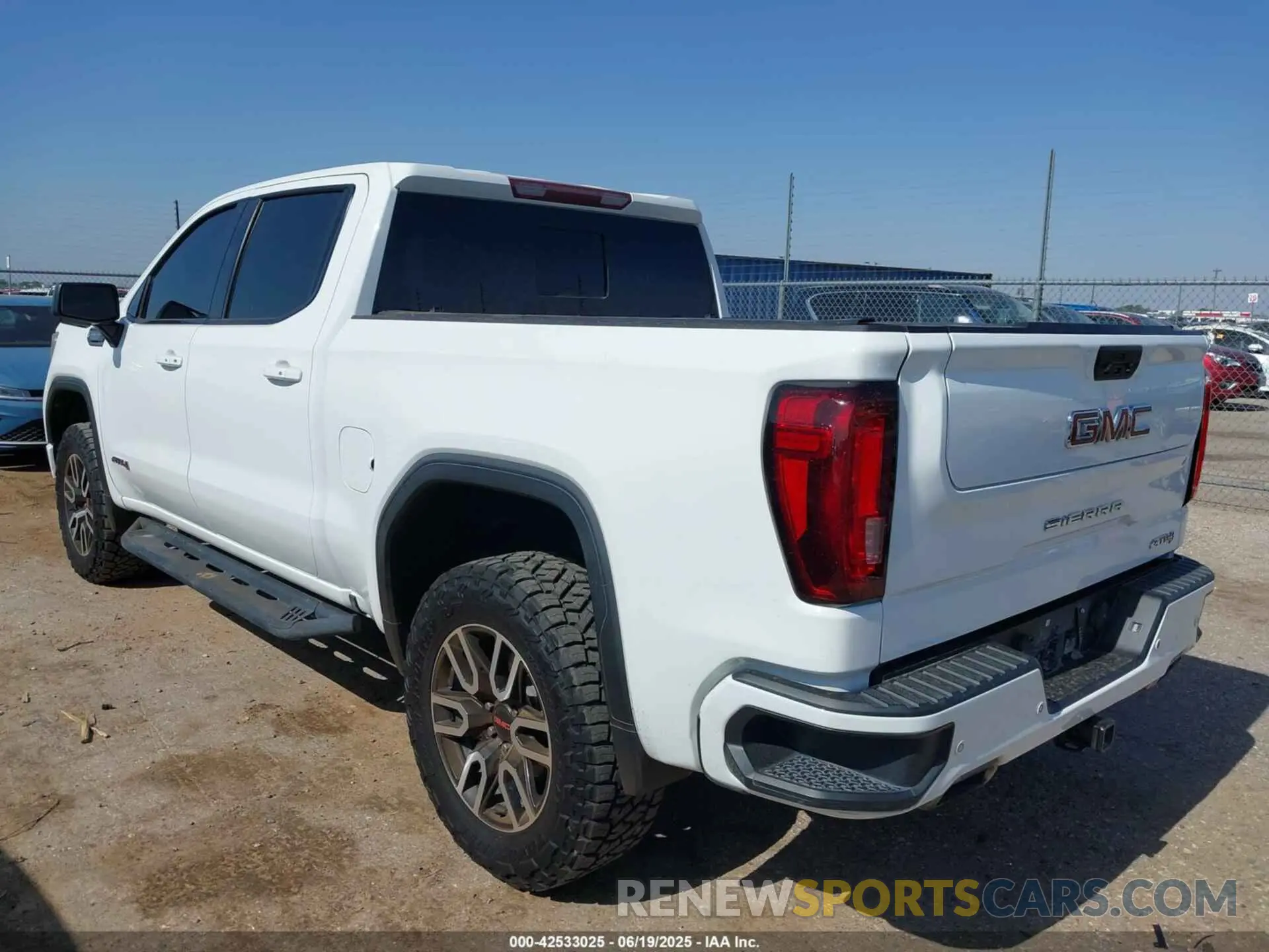 3 Photograph of a damaged car 3GTP9EED6MG183046 GMC SIERRA 1500 2021