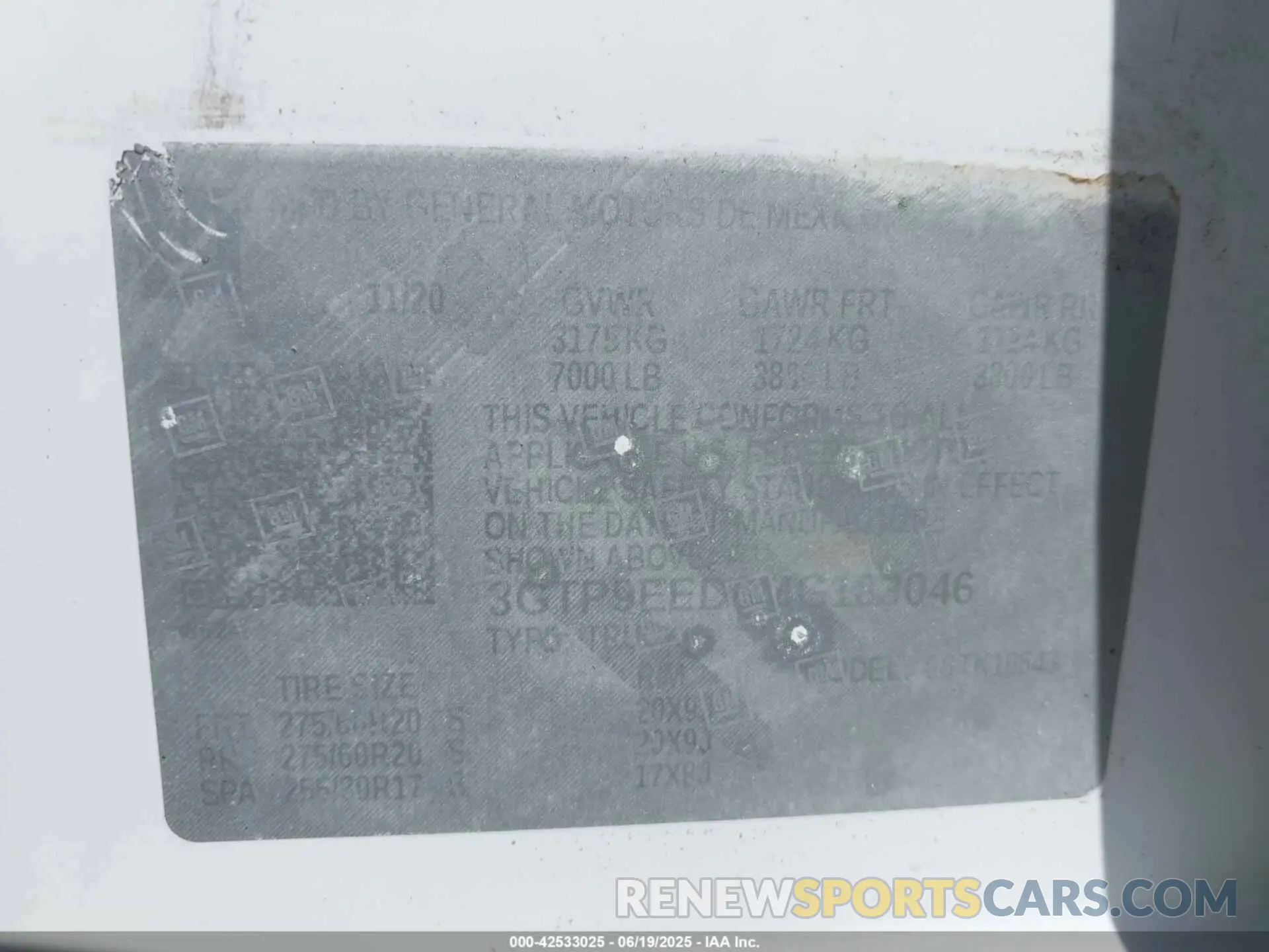 9 Photograph of a damaged car 3GTP9EED6MG183046 GMC SIERRA 1500 2021