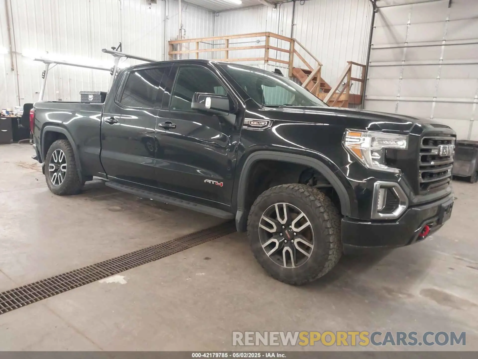 1 Photograph of a damaged car 3GTP9EEL2MG210086 GMC SIERRA 1500 2021