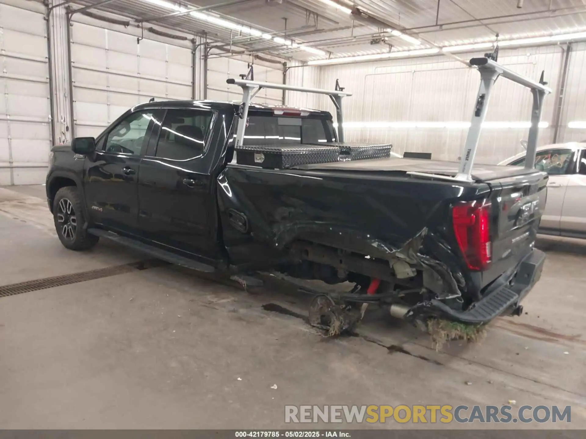 3 Photograph of a damaged car 3GTP9EEL2MG210086 GMC SIERRA 1500 2021