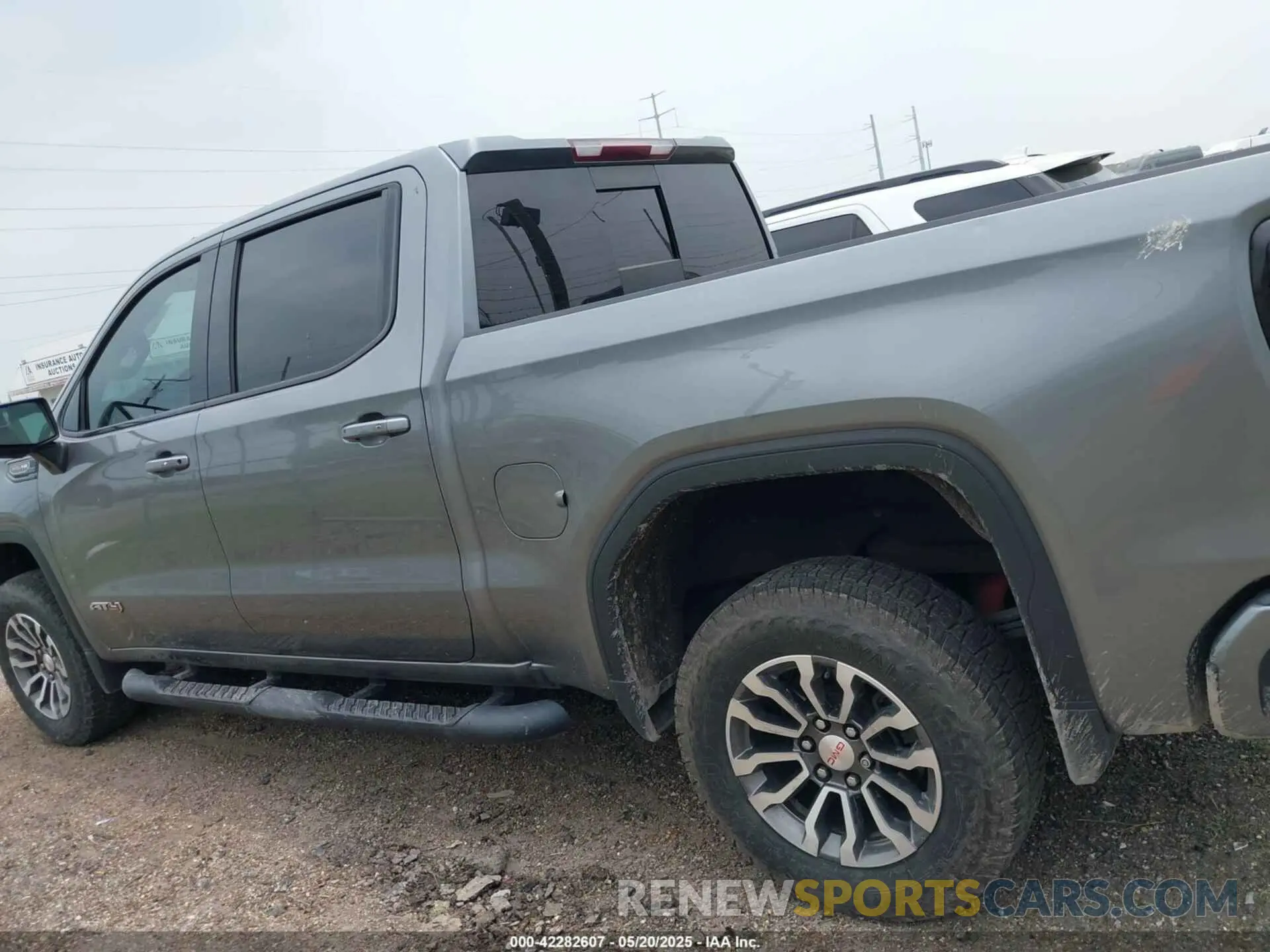 14 Photograph of a damaged car 3GTP9EEL3MG388668 GMC SIERRA 1500 2021