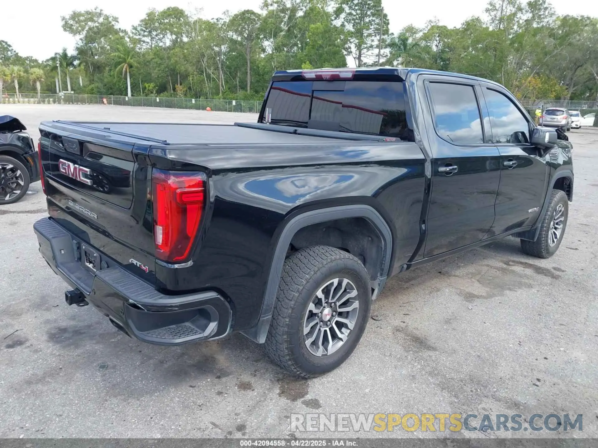 4 Фотография поврежденного автомобиля 3GTP9EEL6MG296549 GMC SIERRA 1500 2021