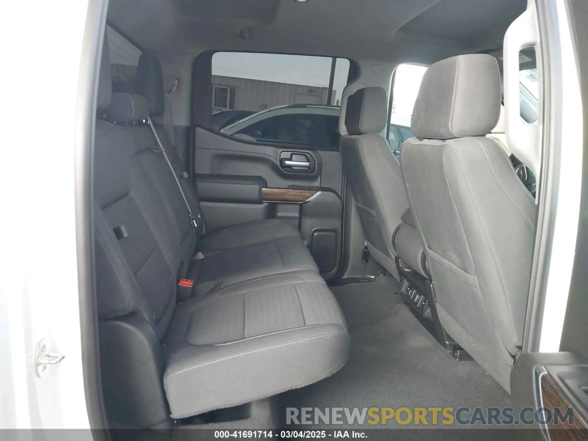 8 Фотография поврежденного автомобиля 3GTU9CED5MG236469 GMC SIERRA 1500 2021