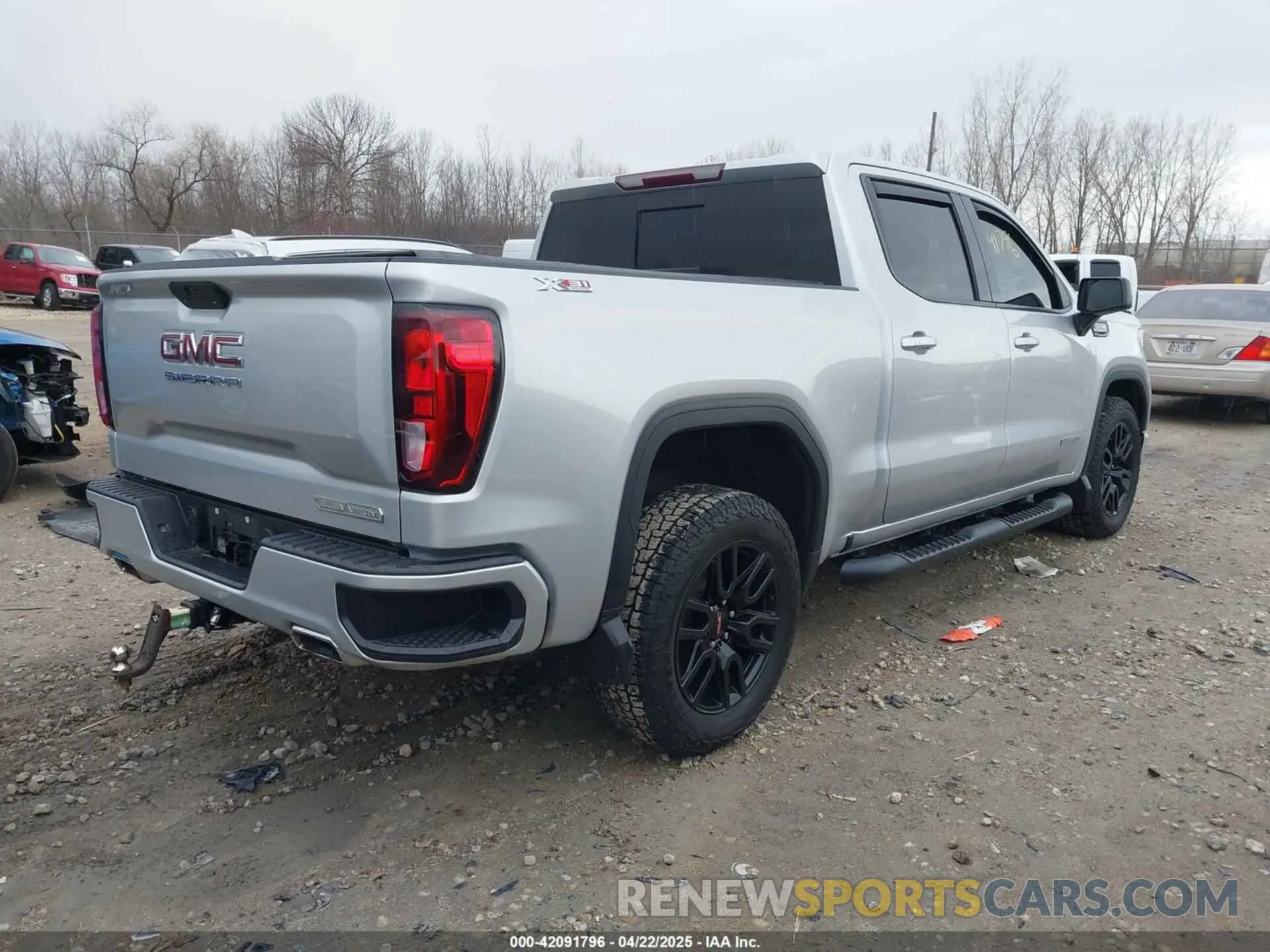 4 Фотография поврежденного автомобиля 3GTU9CED7MG229264 GMC SIERRA 1500 2021