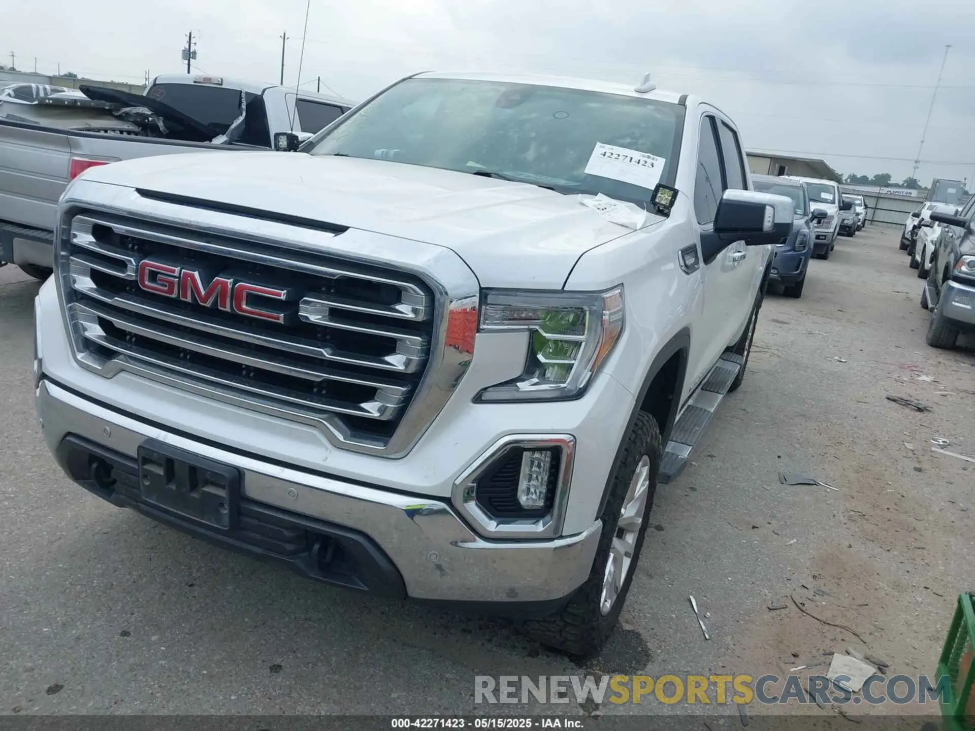 2 Photograph of a damaged car 3GTU9DED3MG256869 GMC SIERRA 1500 2021