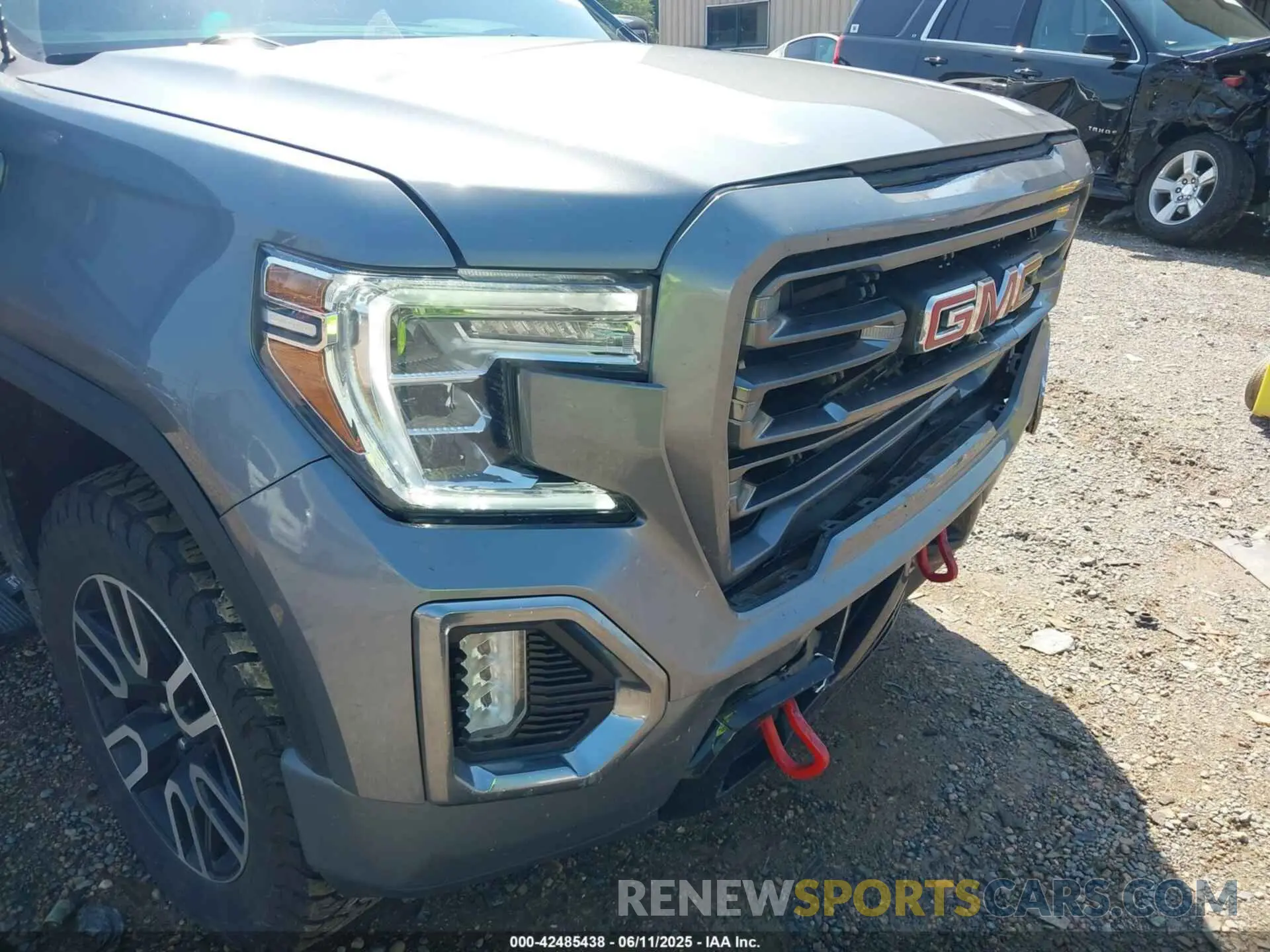 6 Photograph of a damaged car 3GTU9EET3MG431831 GMC SIERRA 1500 2021