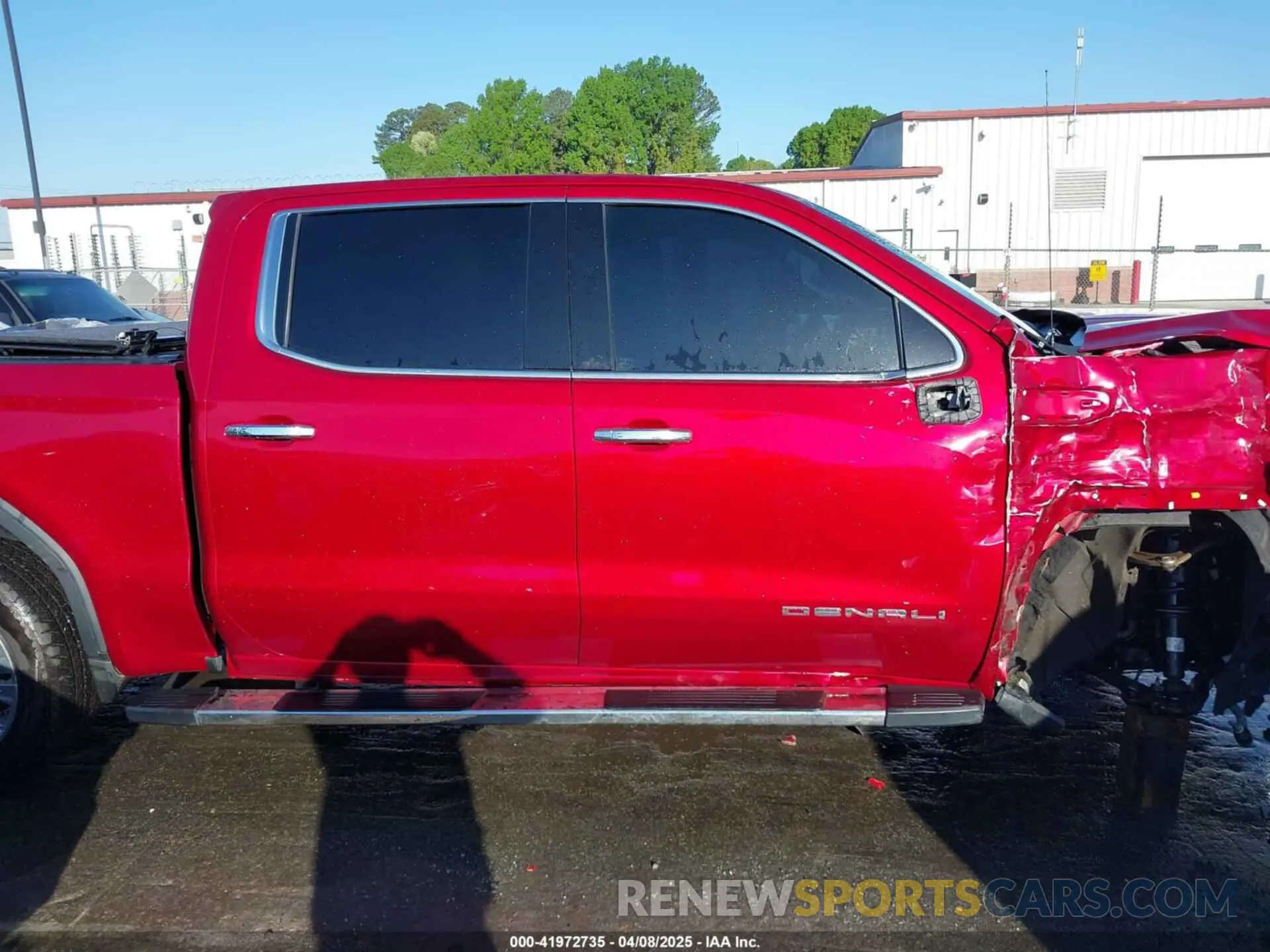 13 Photograph of a damaged car 3GTU9FEDXMG187481 GMC SIERRA 1500 2021