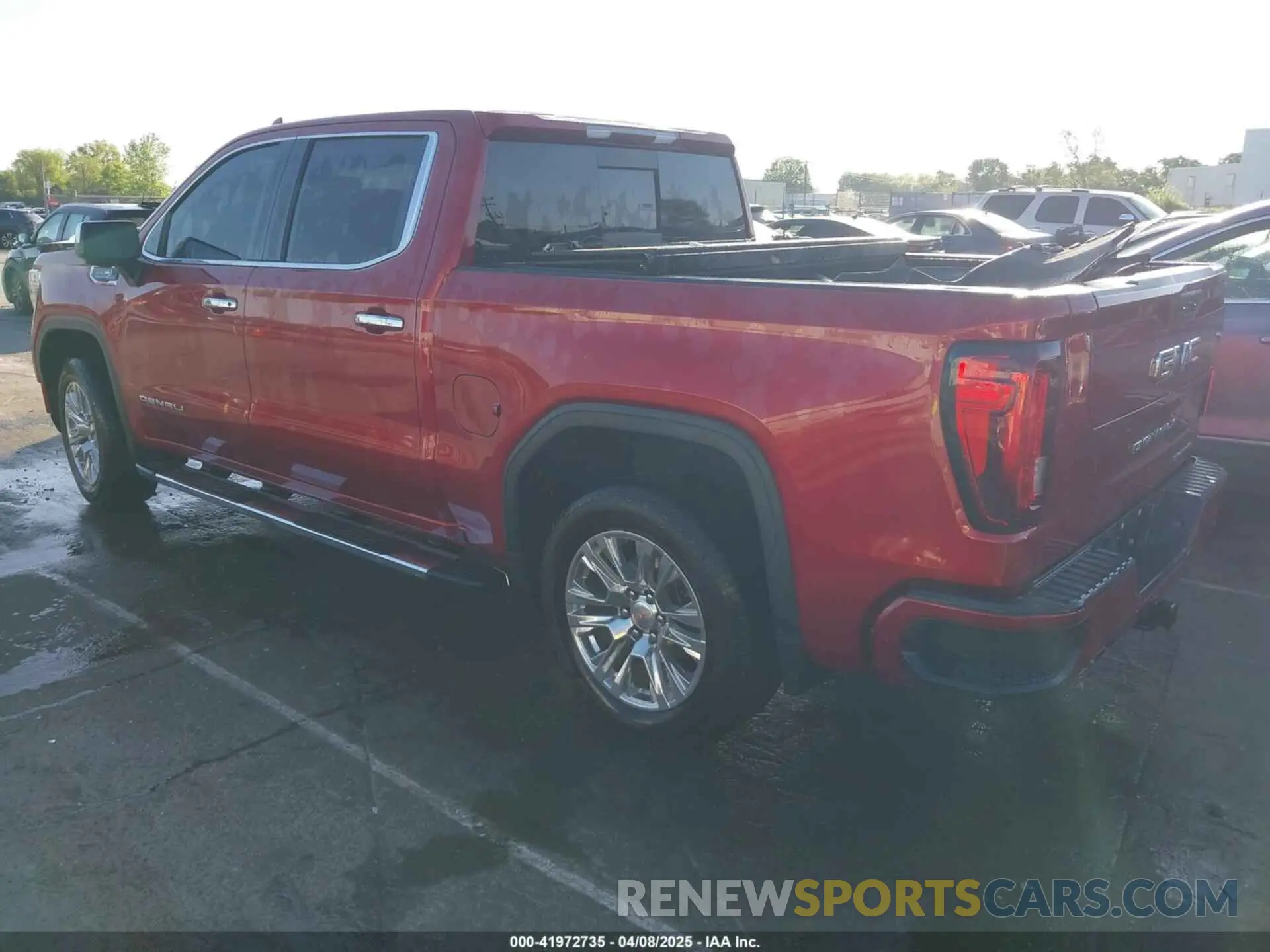 3 Photograph of a damaged car 3GTU9FEDXMG187481 GMC SIERRA 1500 2021
