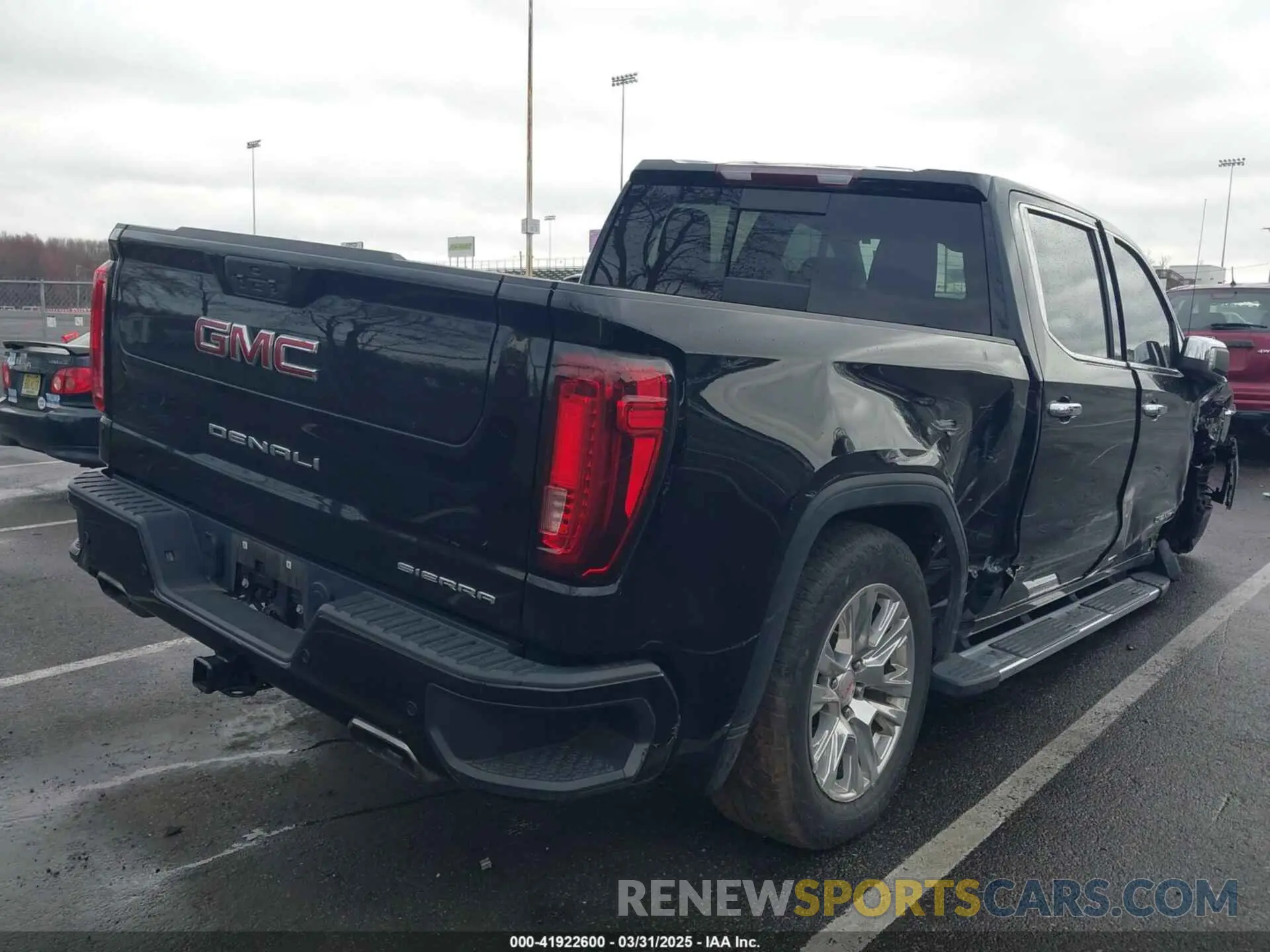 4 Photograph of a damaged car 3GTU9FEL3MG387075 GMC SIERRA 1500 2021
