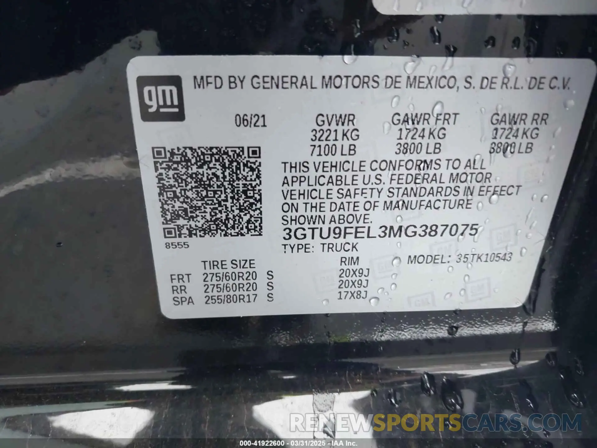 9 Photograph of a damaged car 3GTU9FEL3MG387075 GMC SIERRA 1500 2021