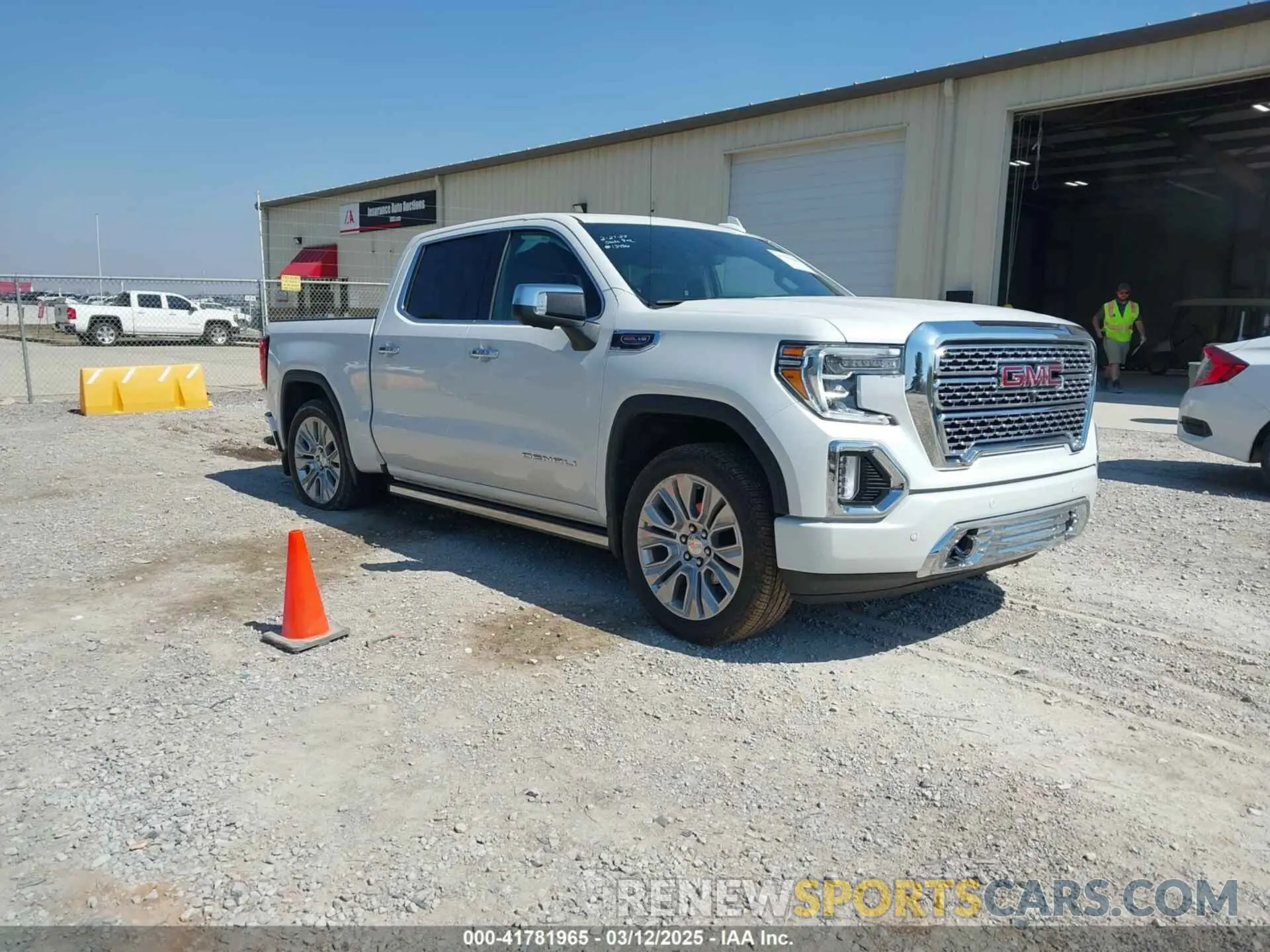 1 Photograph of a damaged car 3GTU9FEL6MG344432 GMC SIERRA 1500 2021