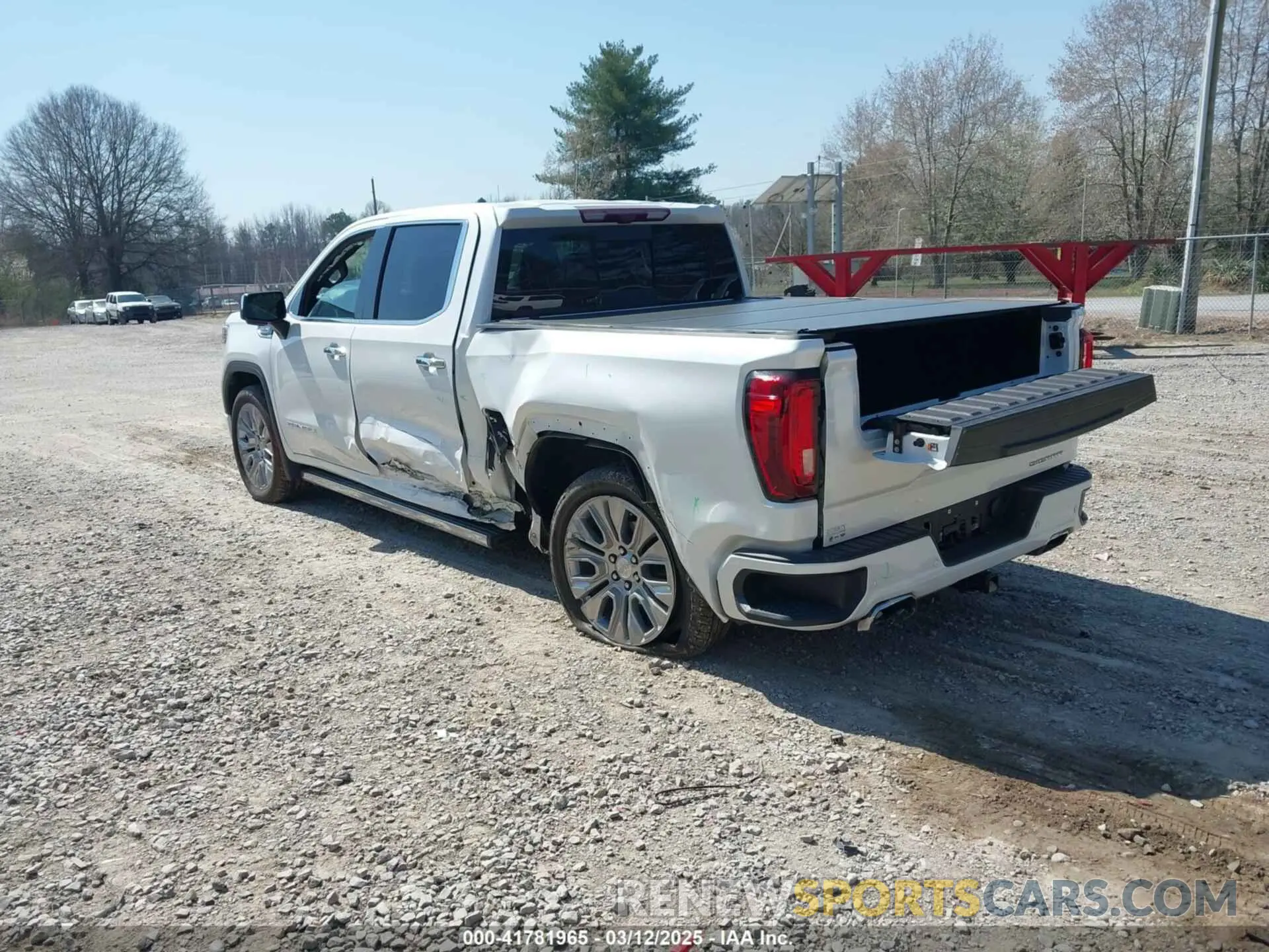 3 Photograph of a damaged car 3GTU9FEL6MG344432 GMC SIERRA 1500 2021