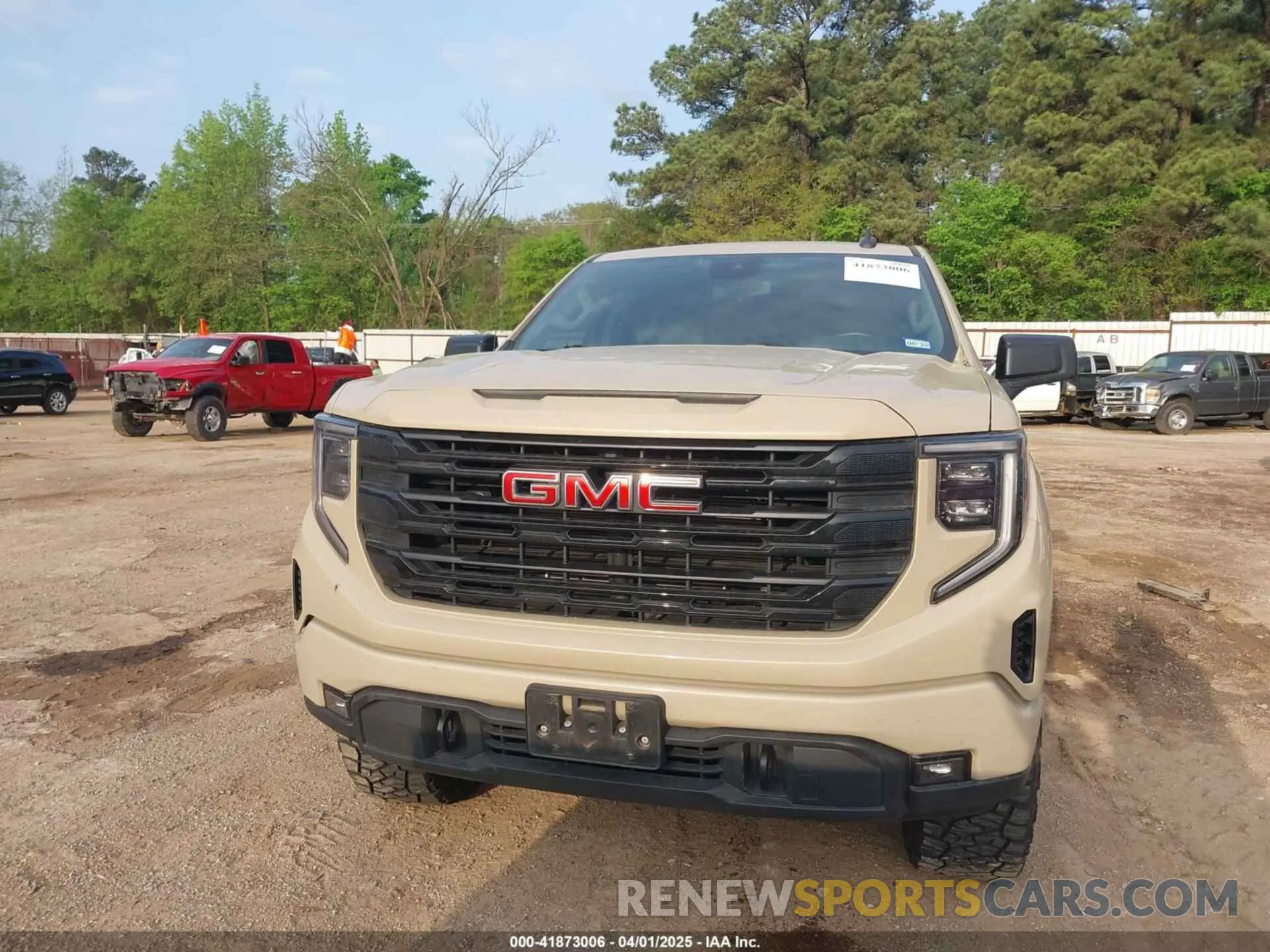 12 Photograph of a damaged car 3GTPUCEKXNG689661 GMC SIERRA 1500 2022