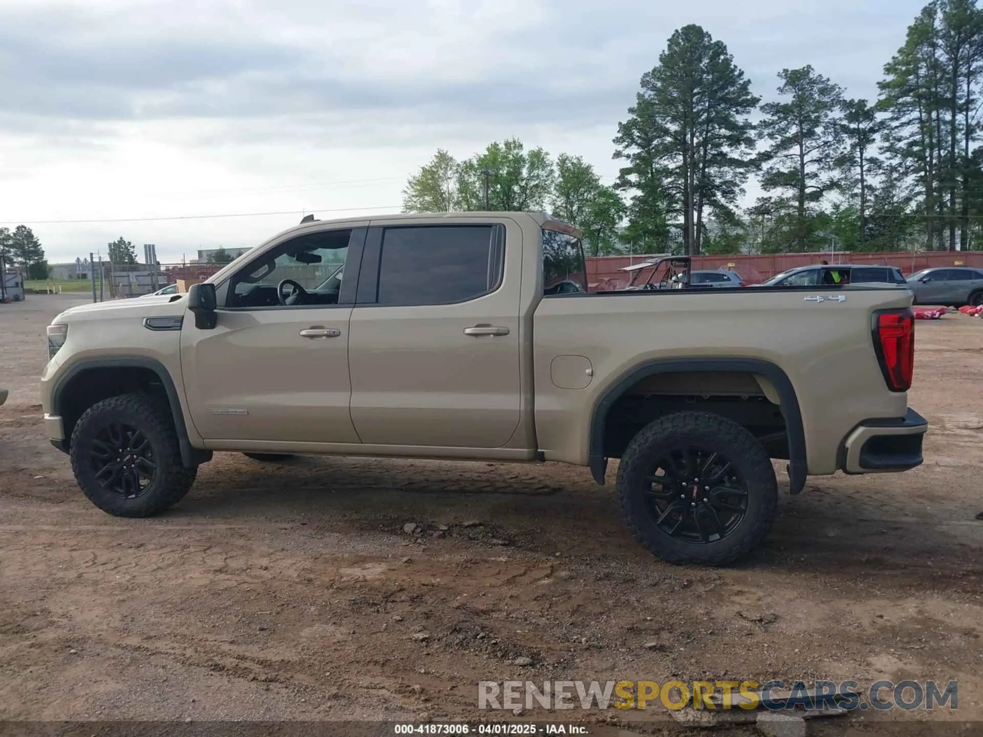 14 Photograph of a damaged car 3GTPUCEKXNG689661 GMC SIERRA 1500 2022