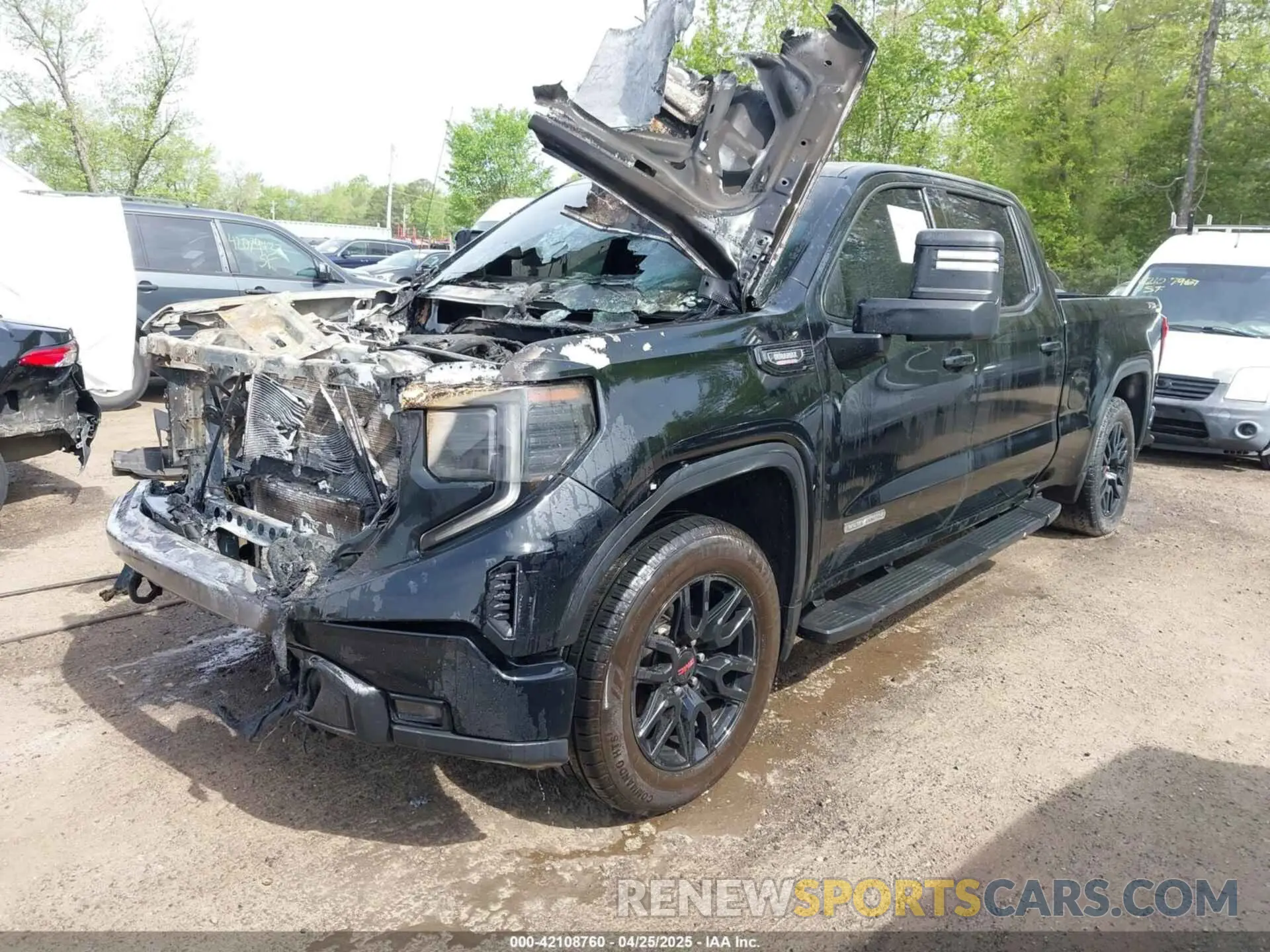 2 Photograph of a damaged car 3GTUUCET7NG535940 GMC SIERRA 1500 2022