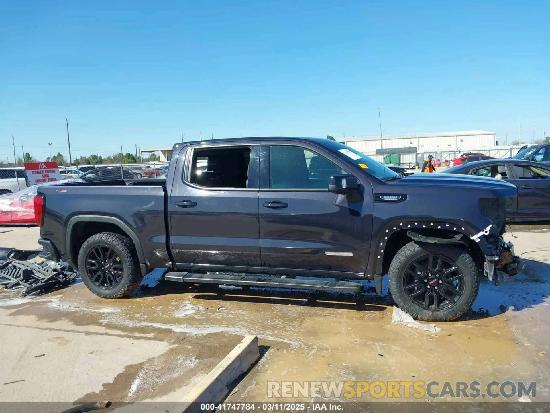 14 Фотография поврежденного автомобиля 3GTUUCET7NG547862 GMC SIERRA 1500 2022