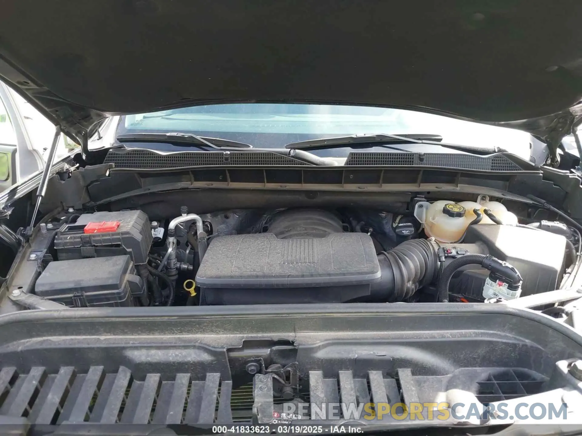 10 Photograph of a damaged car 3GTUUDED5NG606258 GMC SIERRA 1500 2022