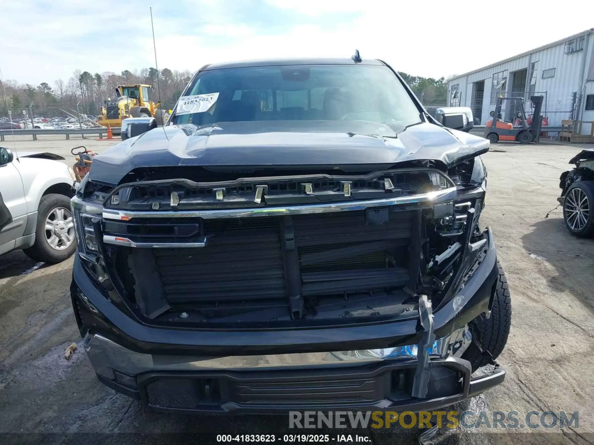 12 Photograph of a damaged car 3GTUUDED5NG606258 GMC SIERRA 1500 2022
