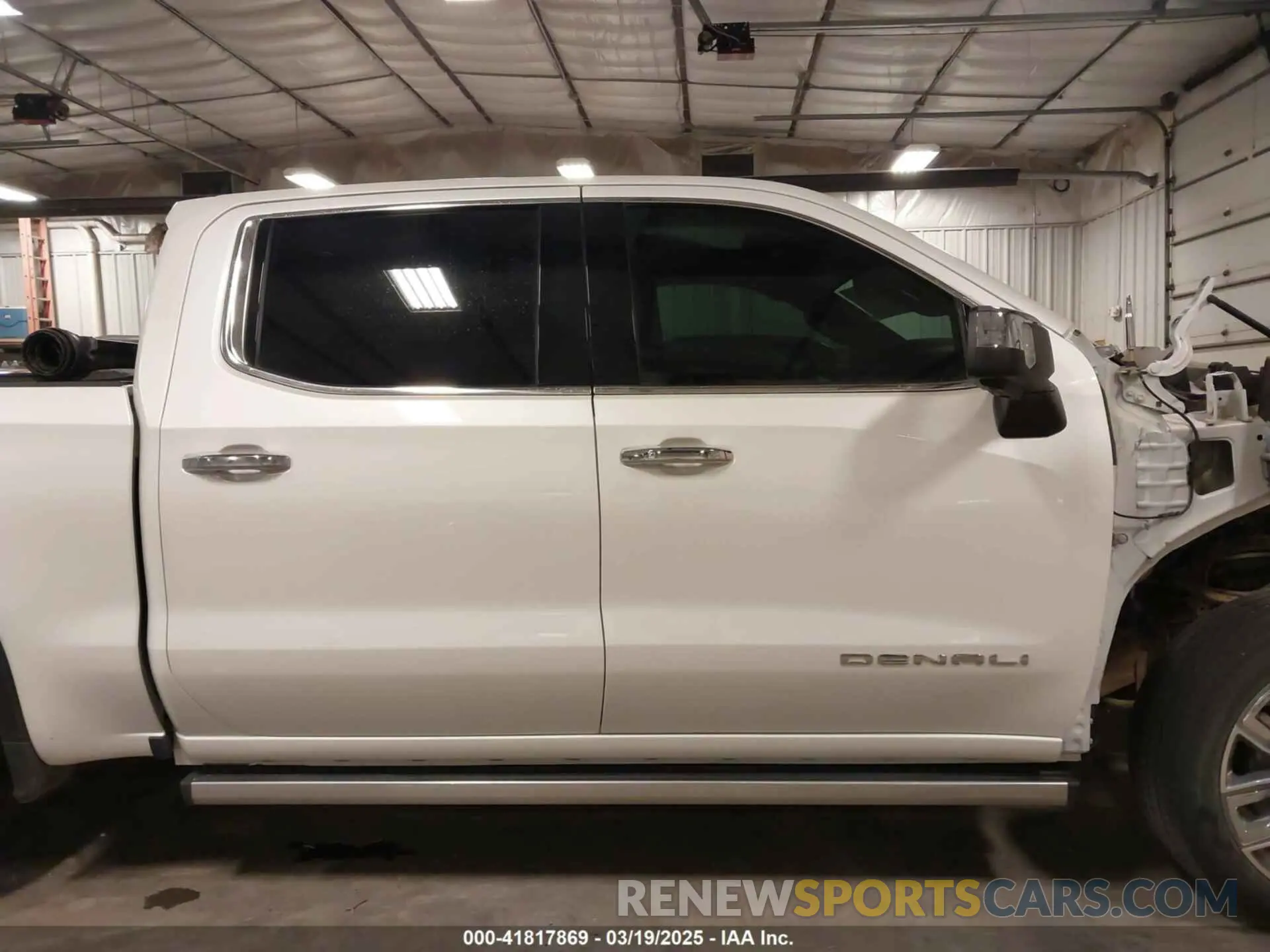 14 Фотография поврежденного автомобиля 3GTUUGET4NG616787 GMC SIERRA 1500 2022