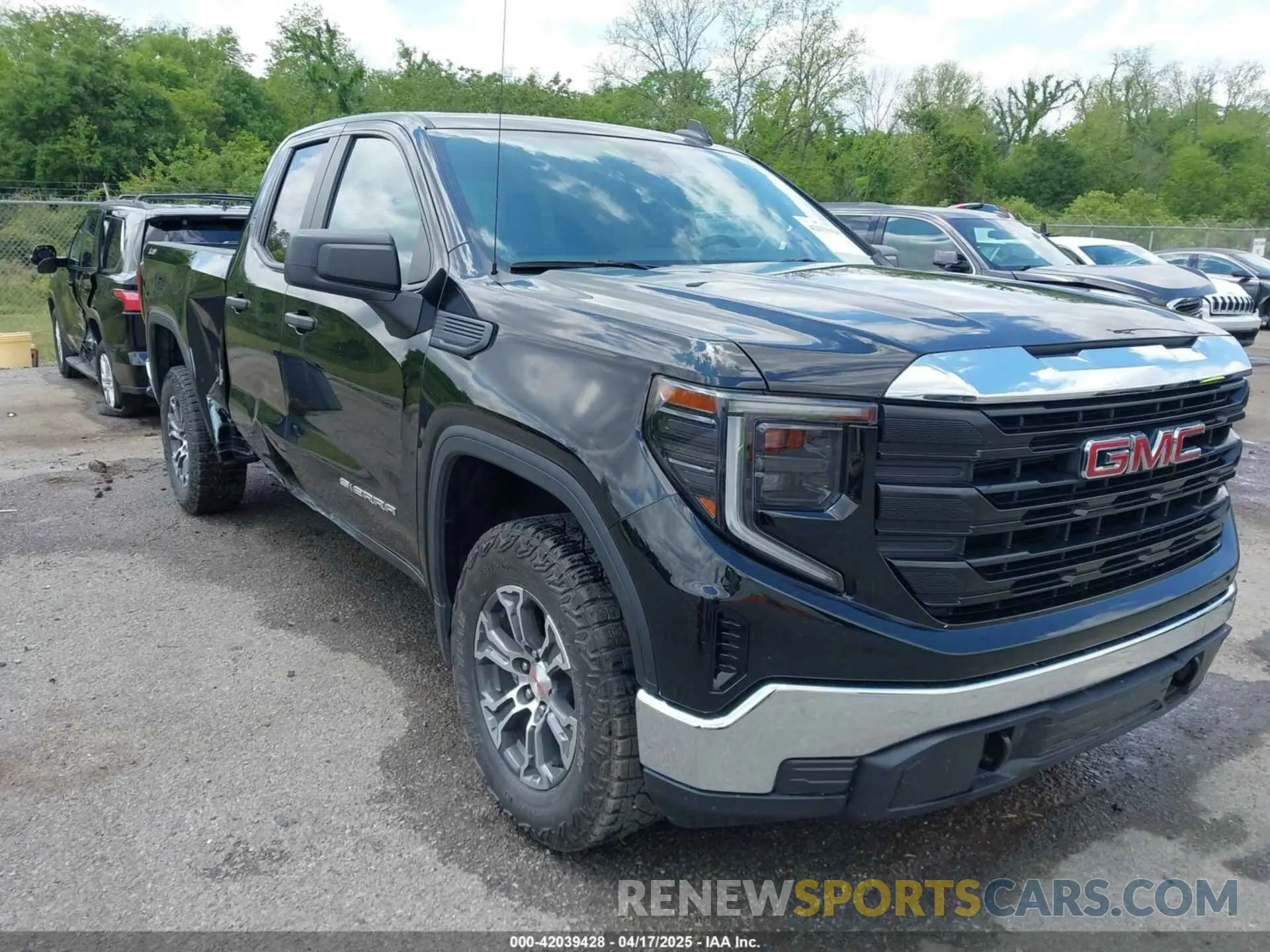 1 Photograph of a damaged car 1GTRUAED8PZ274243 GMC SIERRA 1500 2023