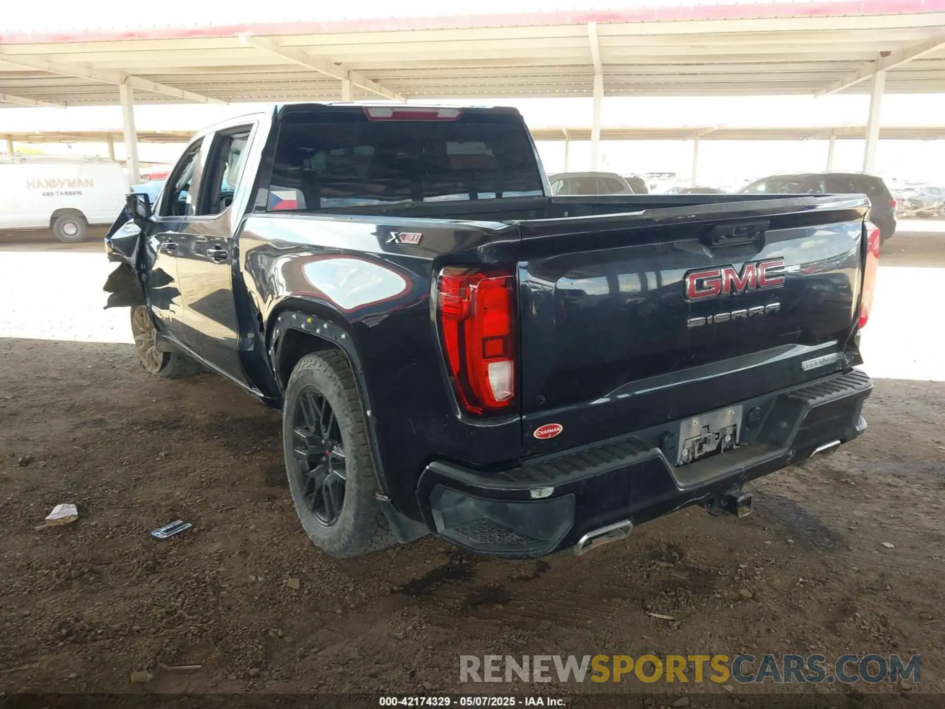 3 Photograph of a damaged car 1GTUUCED7PZ123982 GMC SIERRA 1500 2023