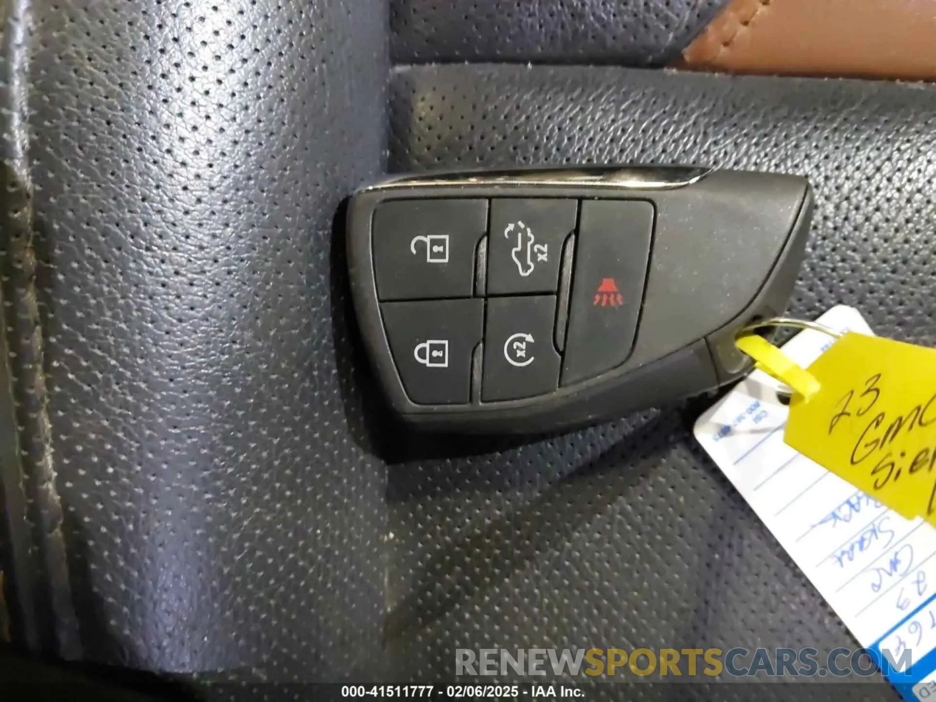 11 Фотография поврежденного автомобиля 1GTUUEEL2PZ261075 GMC SIERRA 1500 2023