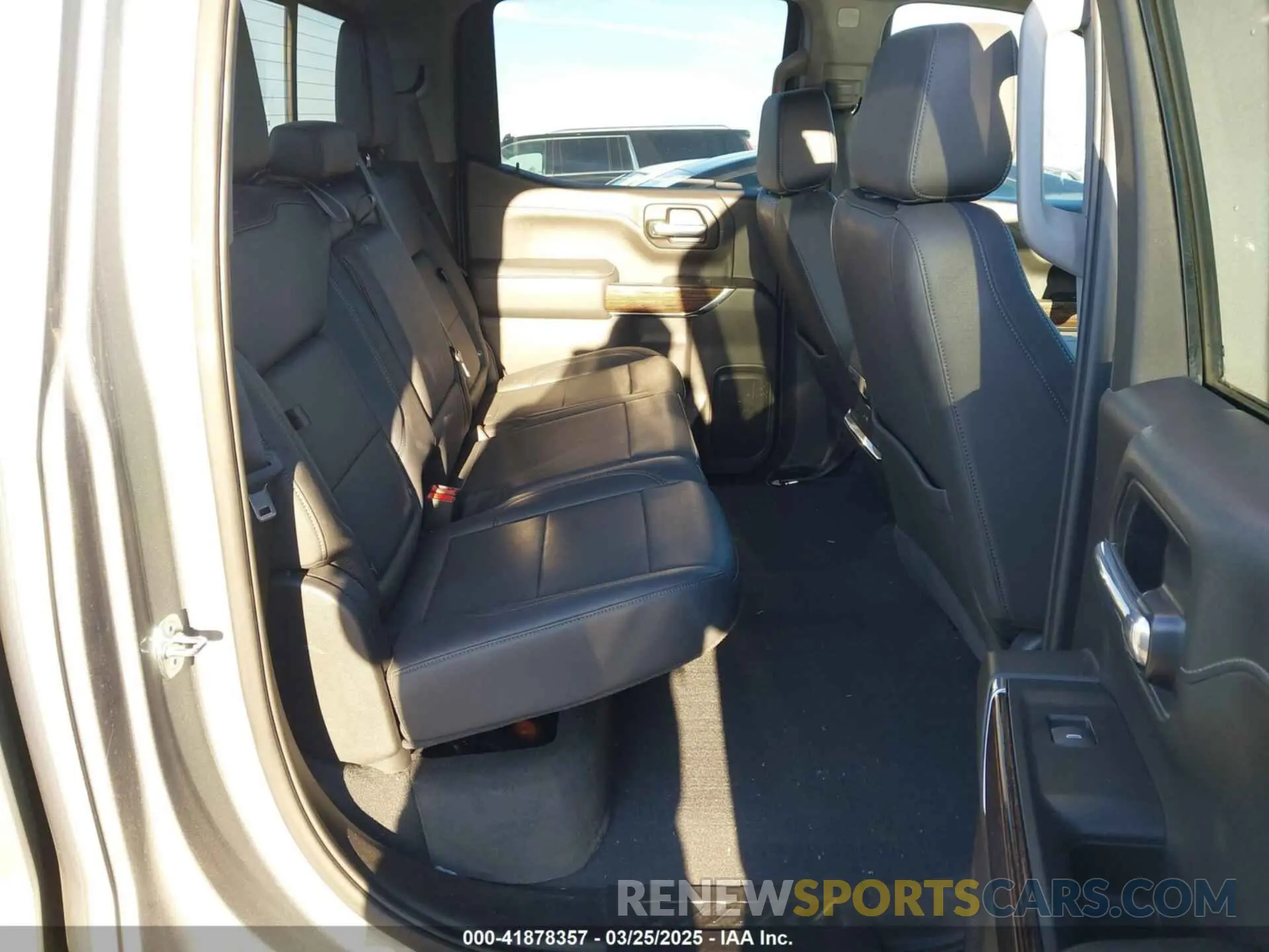 8 Фотография поврежденного автомобиля 3GTPHCED7PG317946 GMC SIERRA 1500 2023