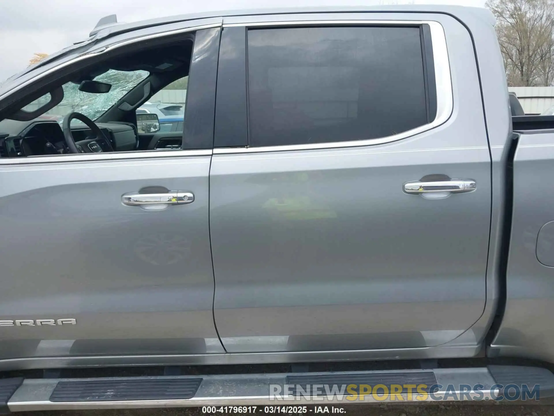 14 Photograph of a damaged car 3GTPHDED0PG149198 GMC SIERRA 1500 2023