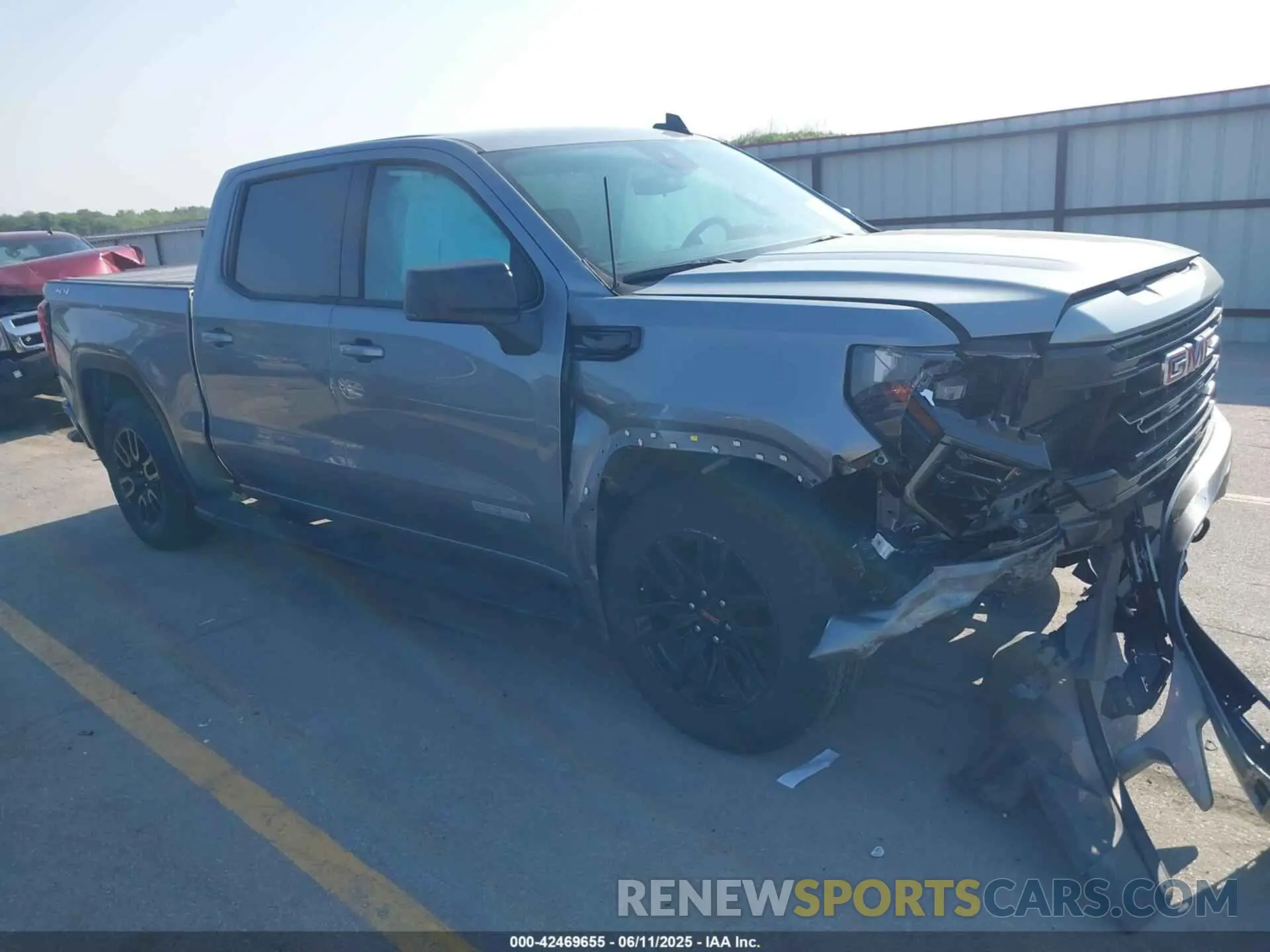 1 Photograph of a damaged car 3GTPUCEK5PG299070 GMC SIERRA 1500 2023