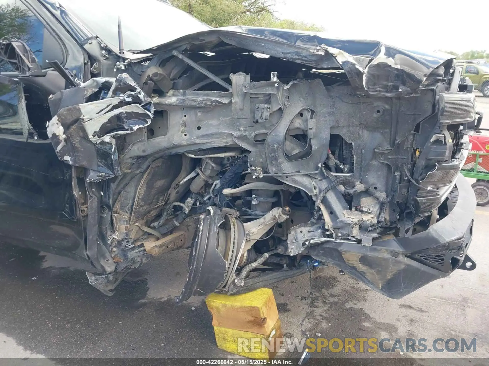 6 Photograph of a damaged car 3GTUUCE81PG322304 GMC SIERRA 1500 2023
