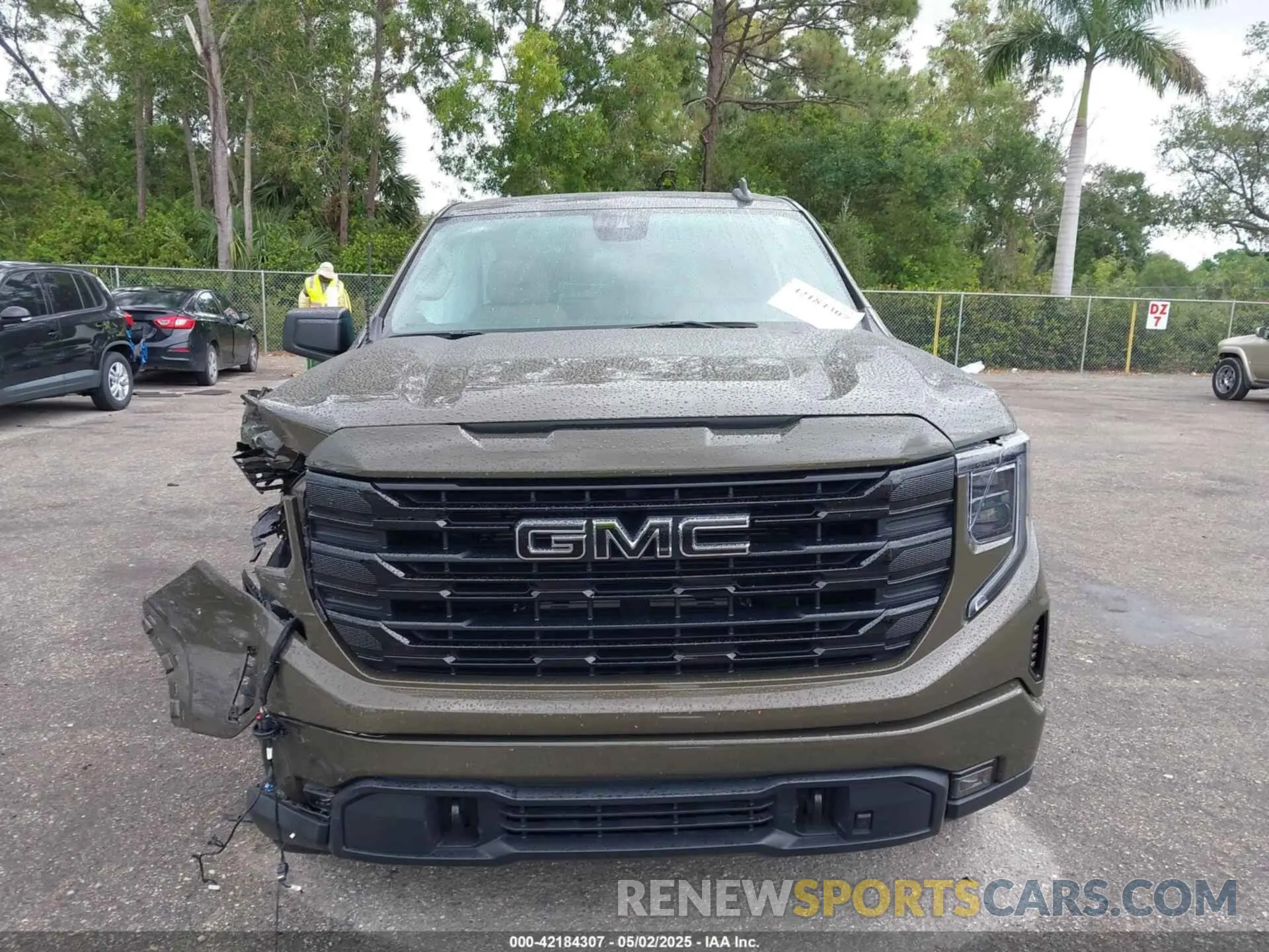 12 Photograph of a damaged car 3GTUUCE88PG324793 GMC SIERRA 1500 2023