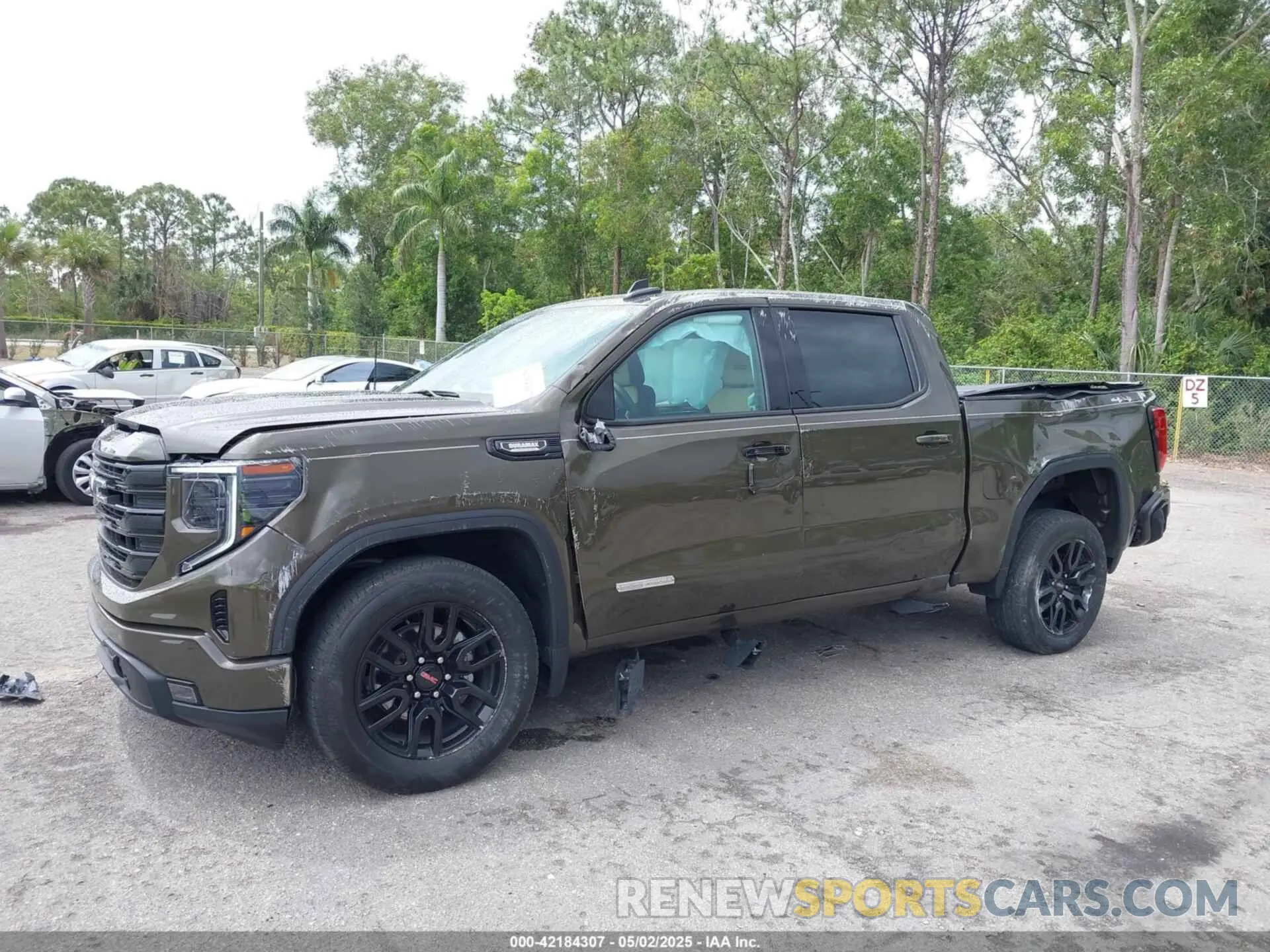 6 Photograph of a damaged car 3GTUUCE88PG324793 GMC SIERRA 1500 2023