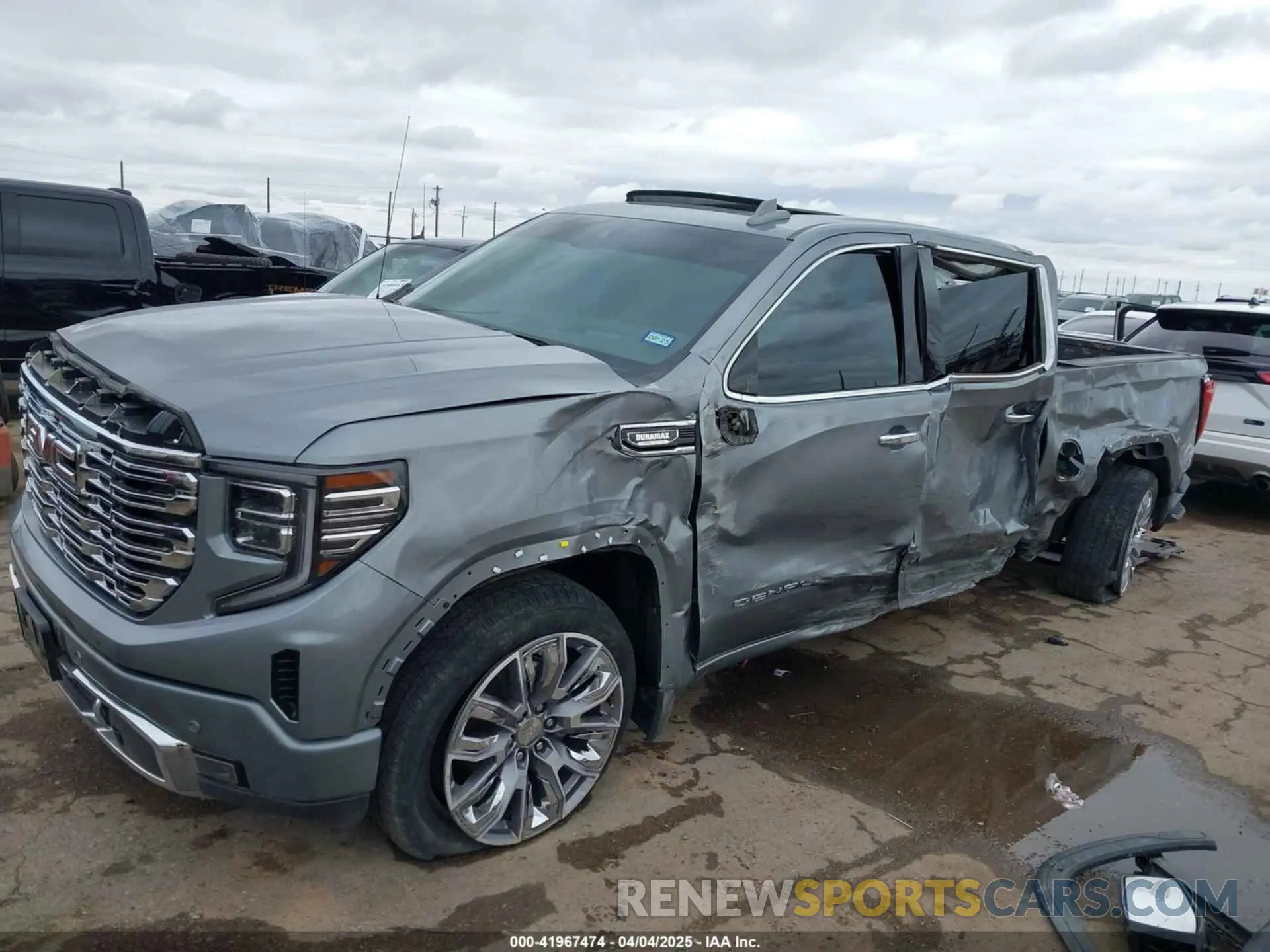 6 Photograph of a damaged car 3GTUUGE81PG288341 GMC SIERRA 1500 2023
