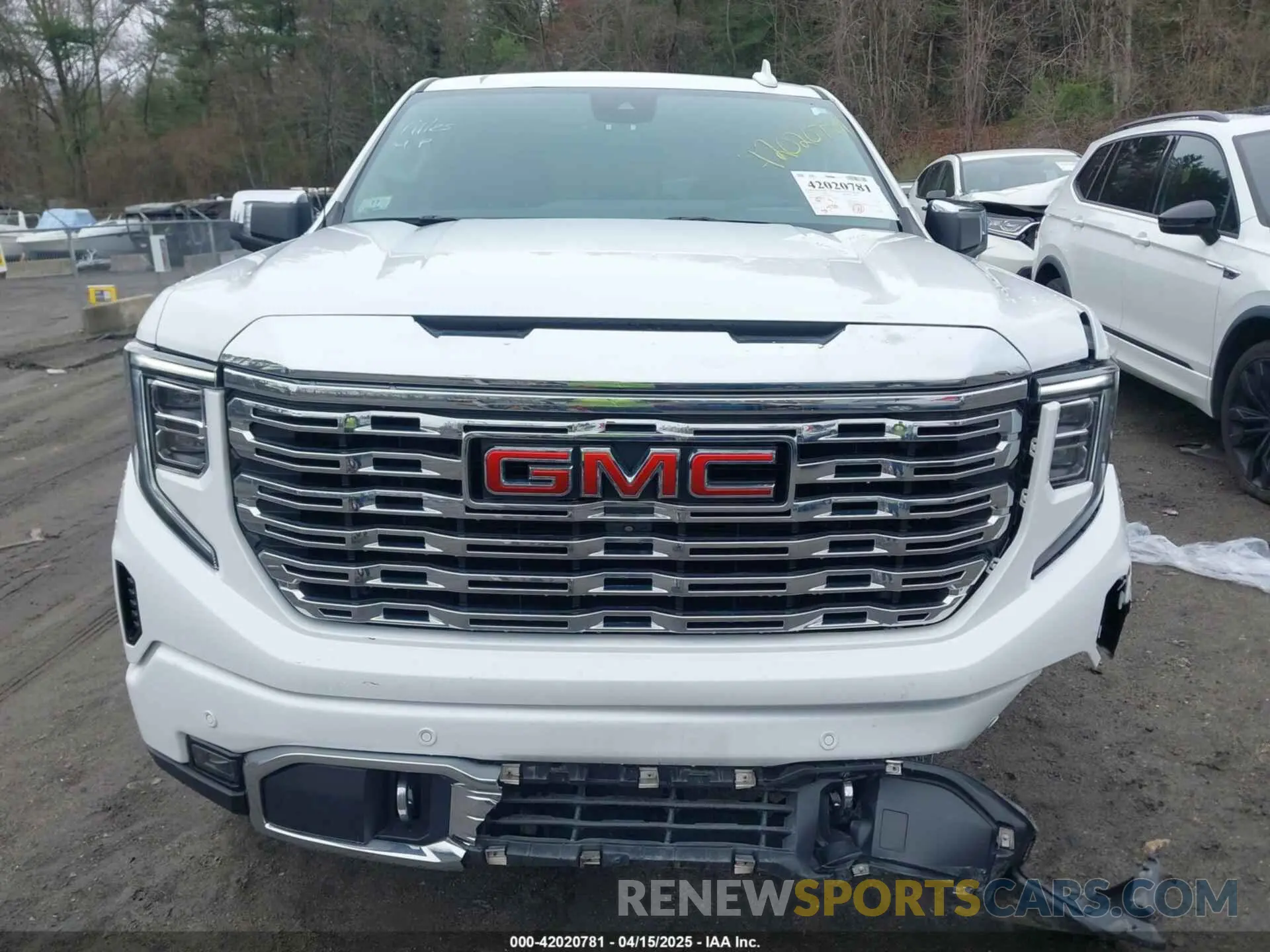 13 Photograph of a damaged car 3GTUUGEL1PG364483 GMC SIERRA 1500 2023