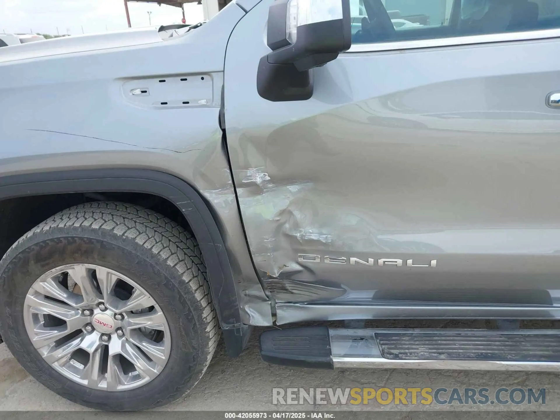 6 Photograph of a damaged car 3GTUUGEL2PG242392 GMC SIERRA 1500 2023
