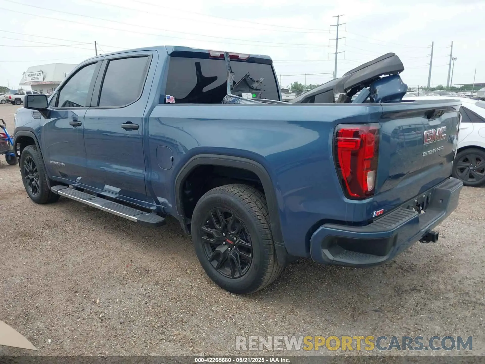 3 Фотография поврежденного автомобиля 1GTPHAEK9RZ348251 GMC SIERRA 1500 2024