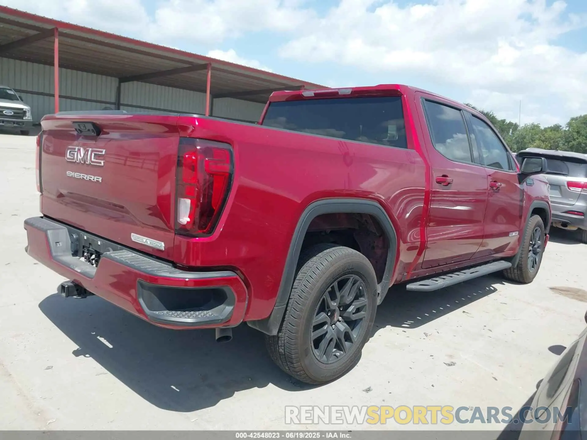 4 Photograph of a damaged car 1GTPHCEKXRZ338372 GMC SIERRA 1500 2024