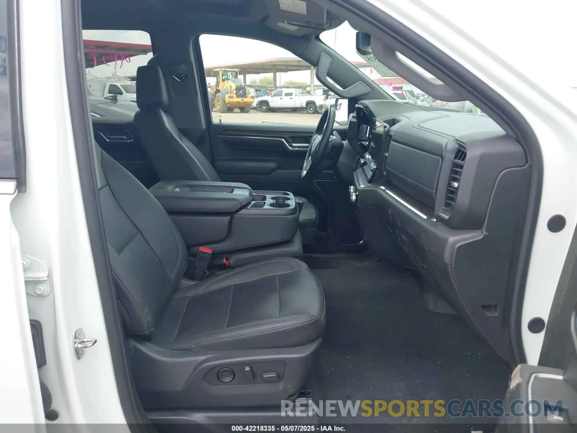 5 Фотография поврежденного автомобиля 1GTPHDED4RZ183972 GMC SIERRA 1500 2024